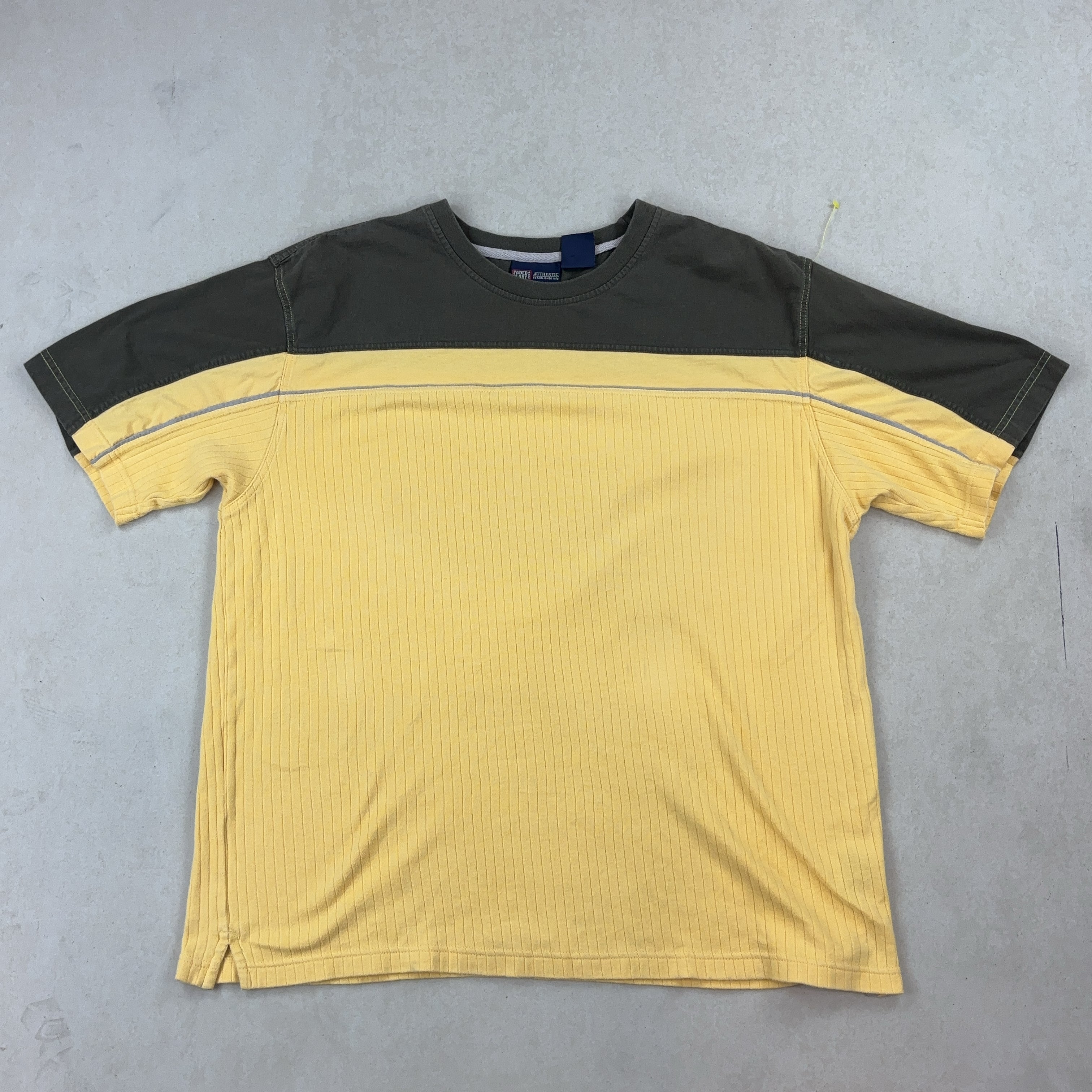 FADED GLORY TEE - X LARGE