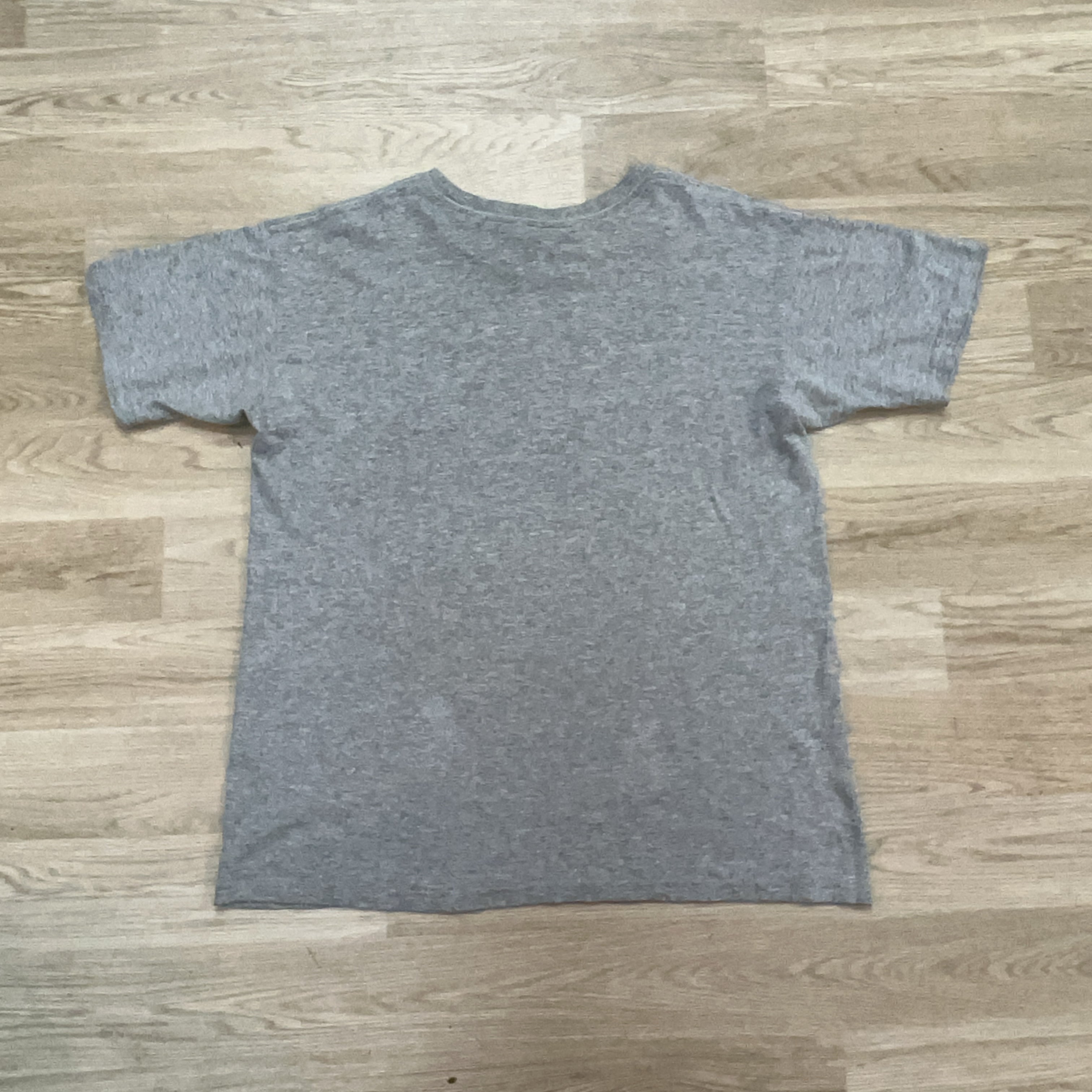 NIKE TEE - MEDIUM