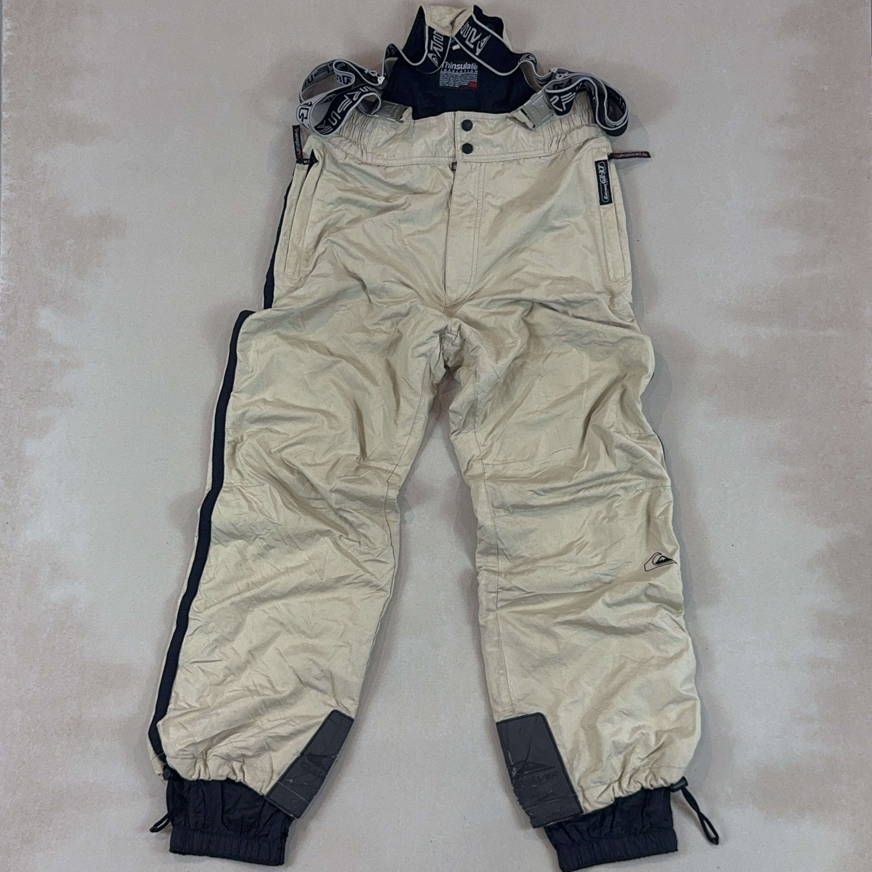 QUIKSILVER SNOW PANTS - MEDIUM