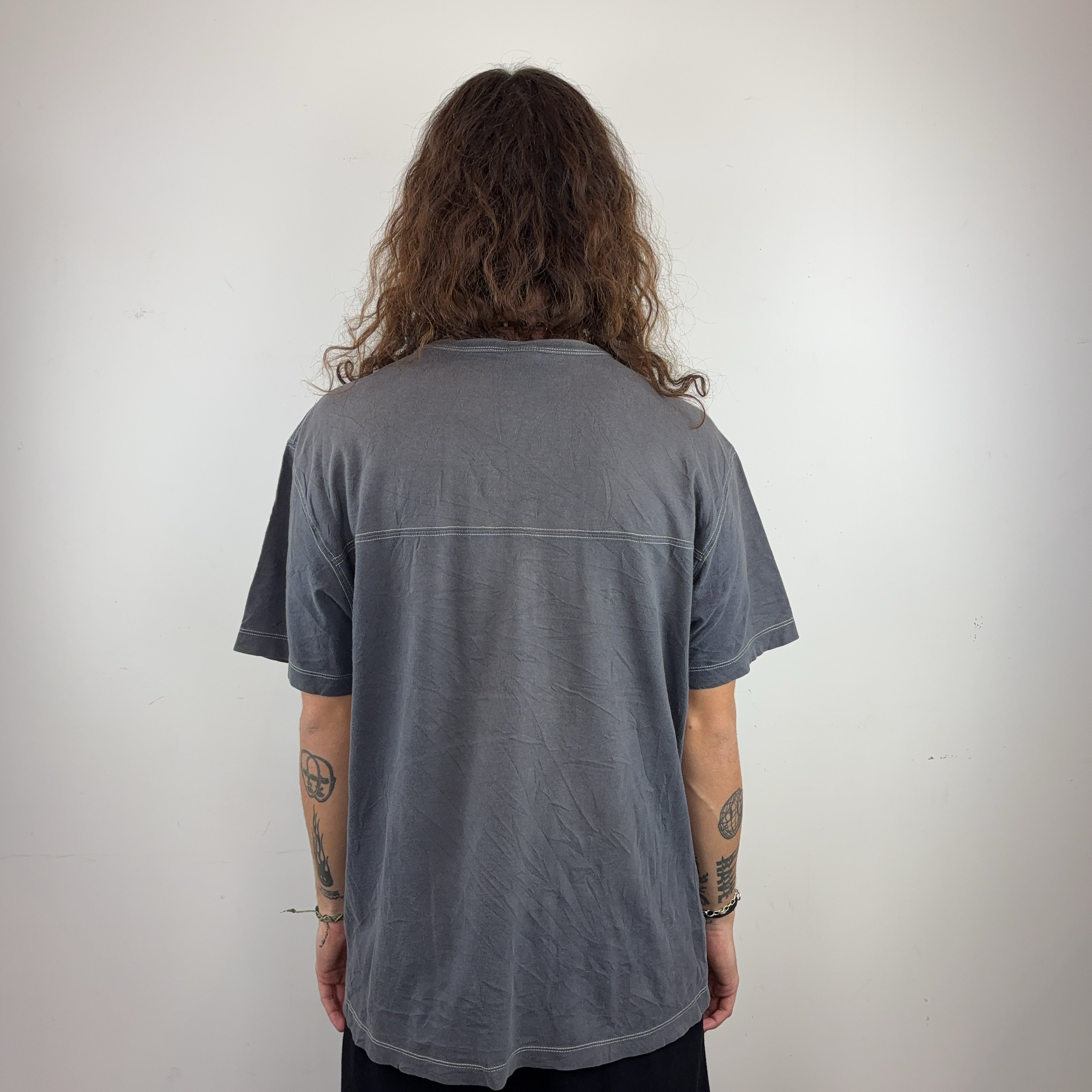 OLD NAVY TEE - LARGE