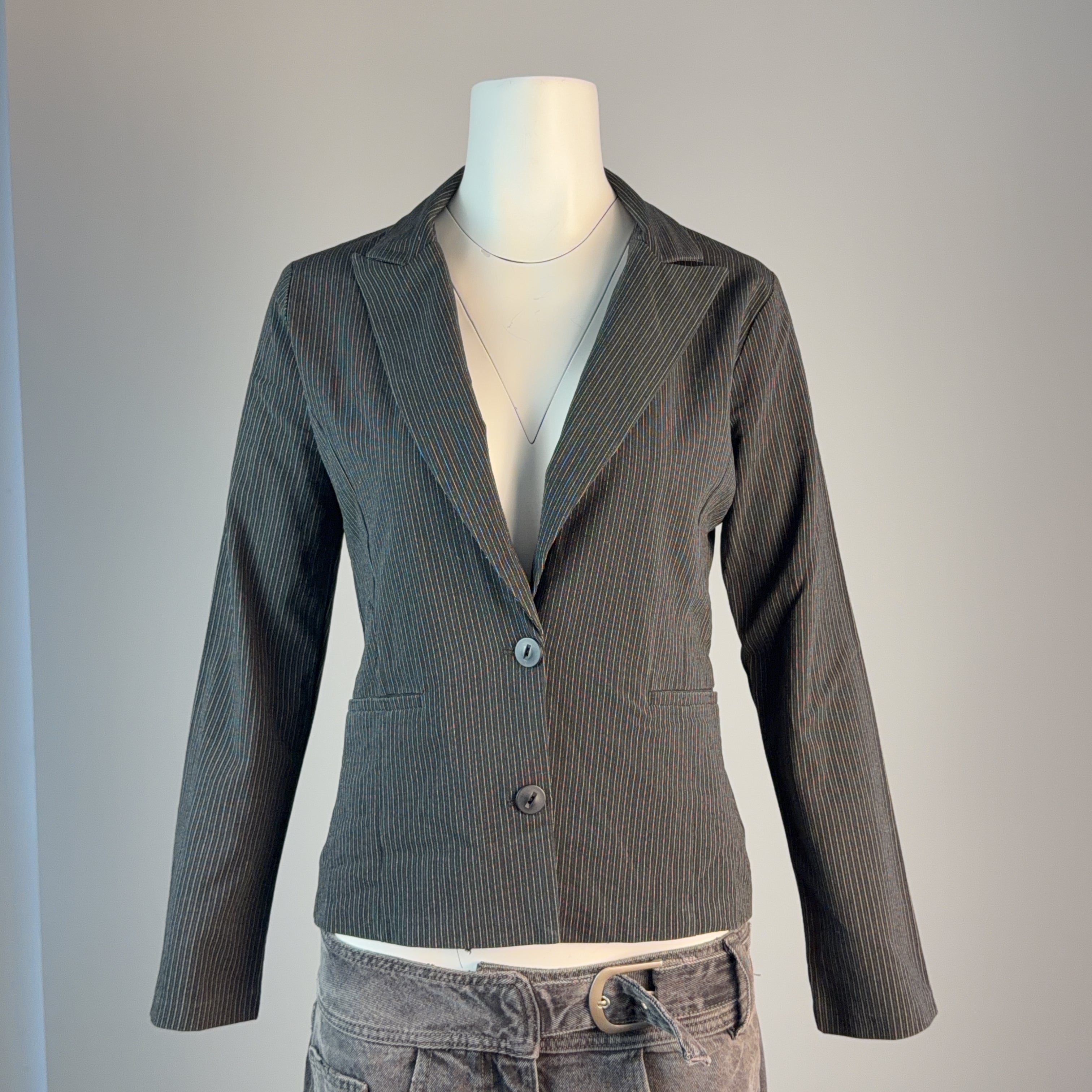 JACKET - SMALL