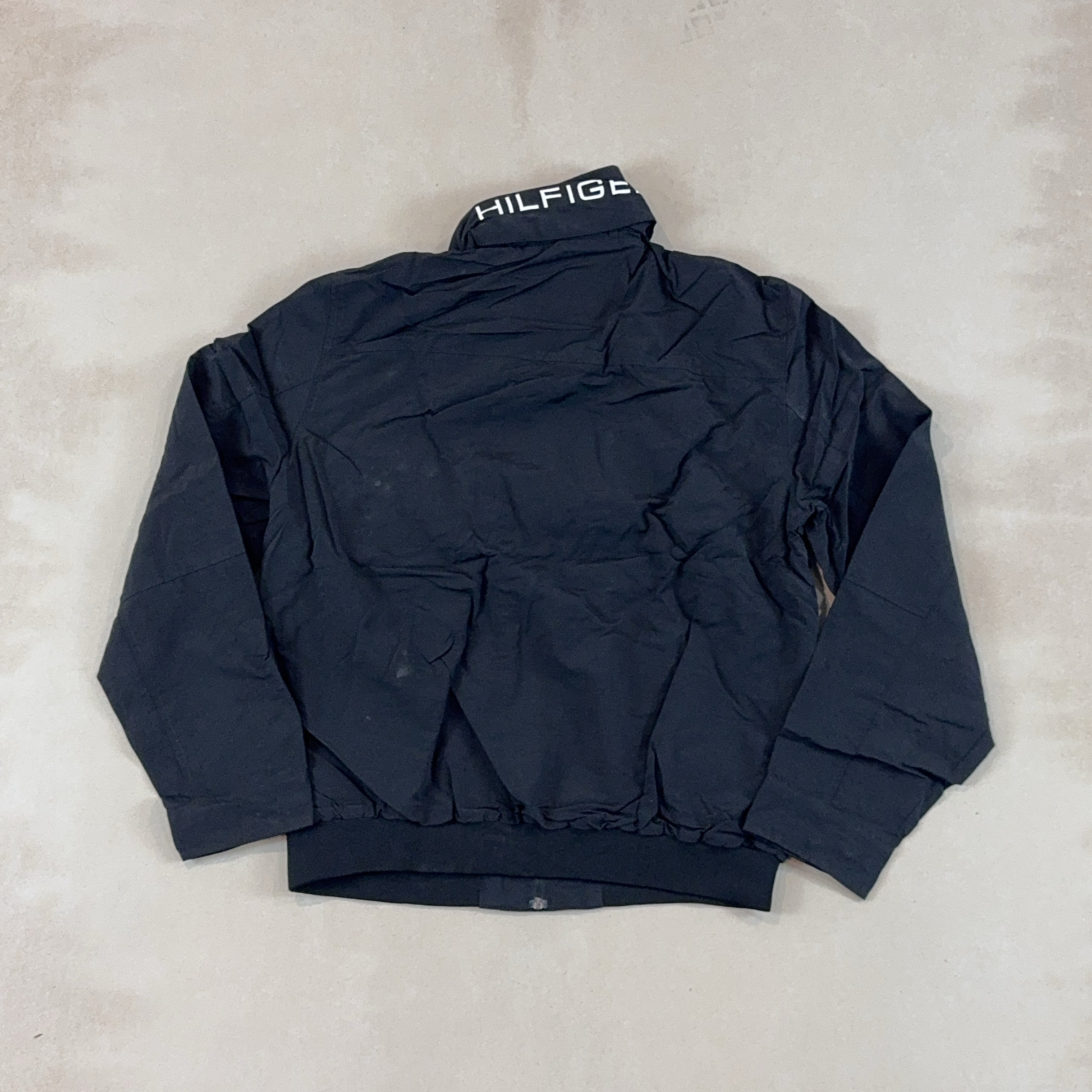 TOMMY HILFIGER BLACK JACKET - LARGE