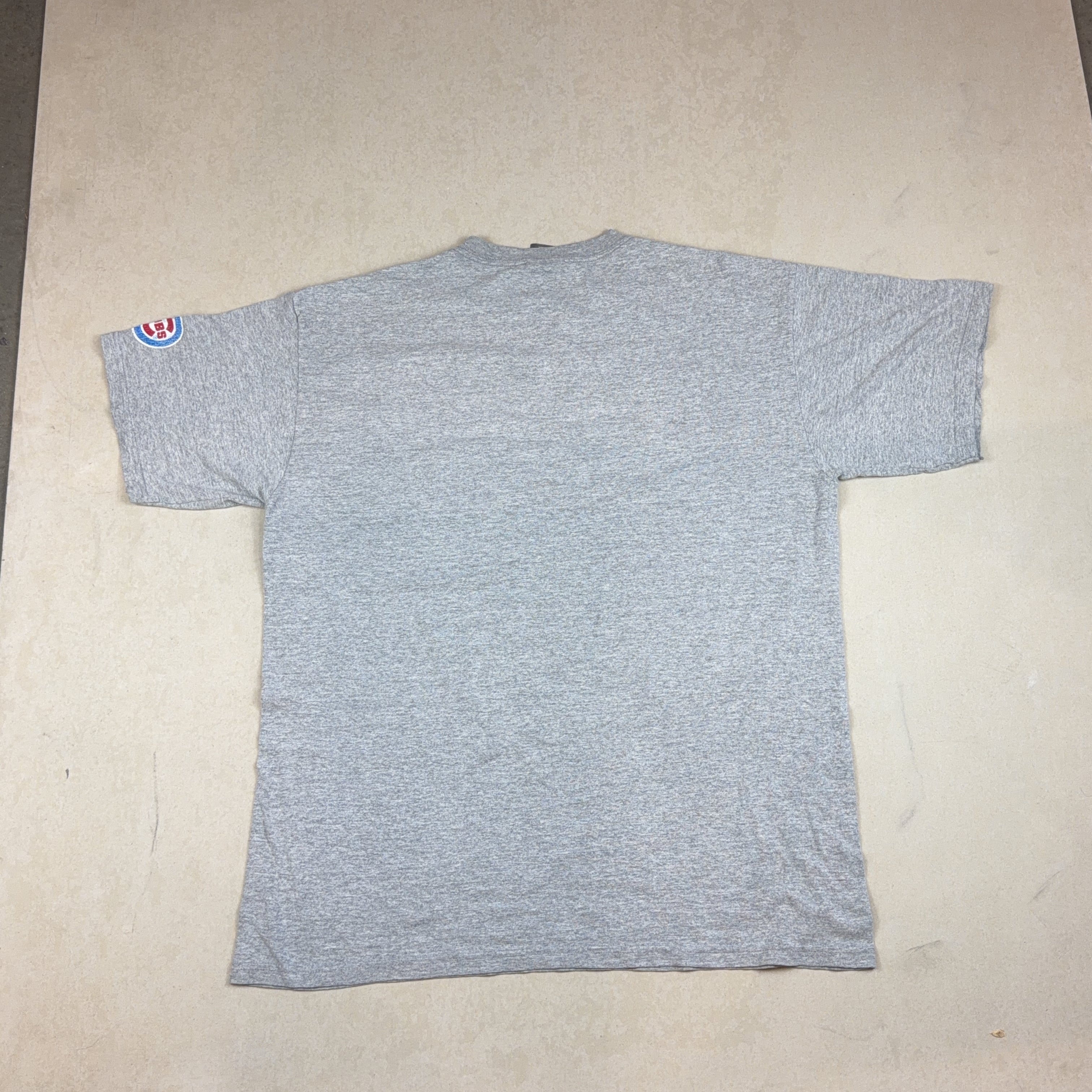 NIKE 'CUBS BASEBALL' GREY TEE - LARGE