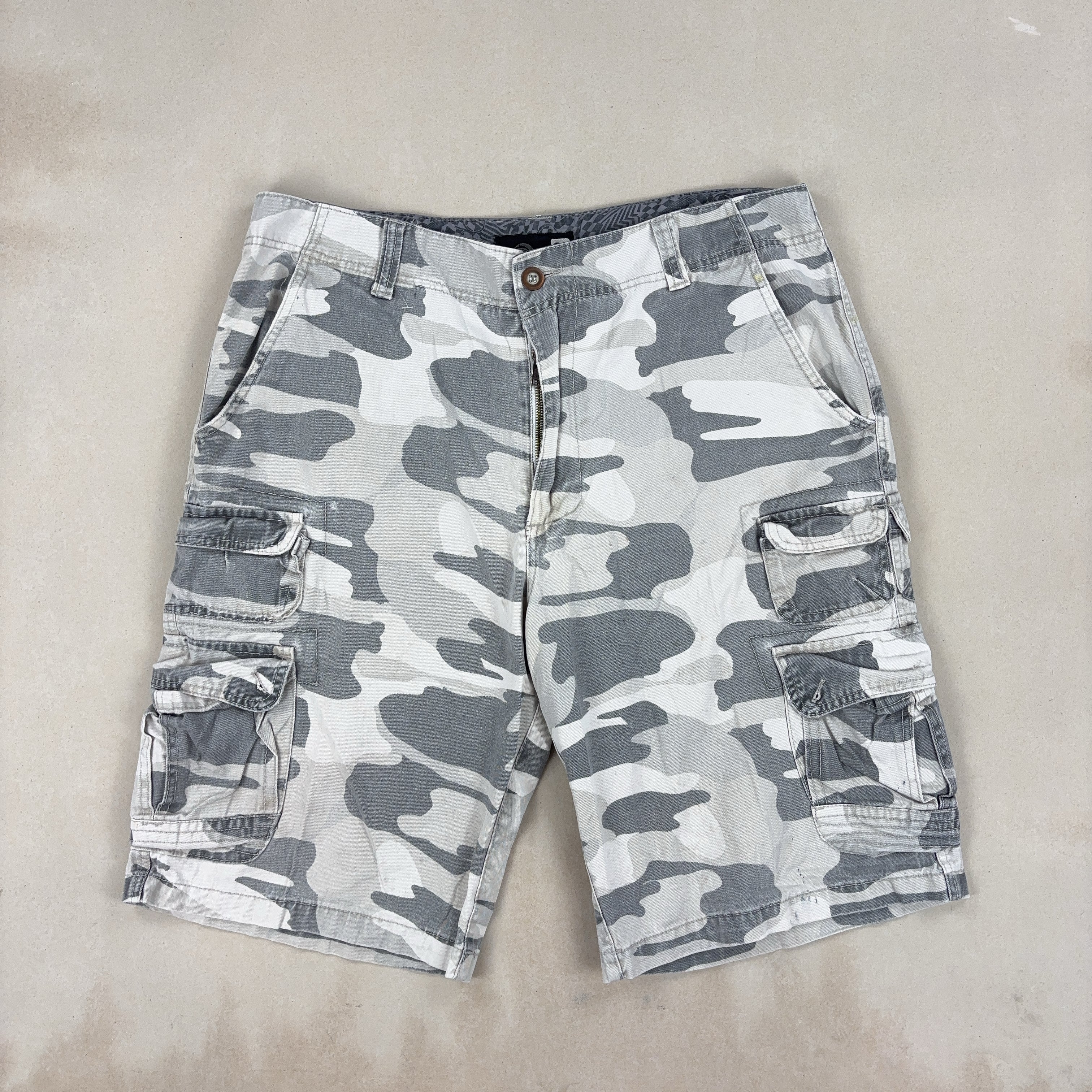 OCEAN PACIFIC CAMO CAMO SHORTS - X LARGE