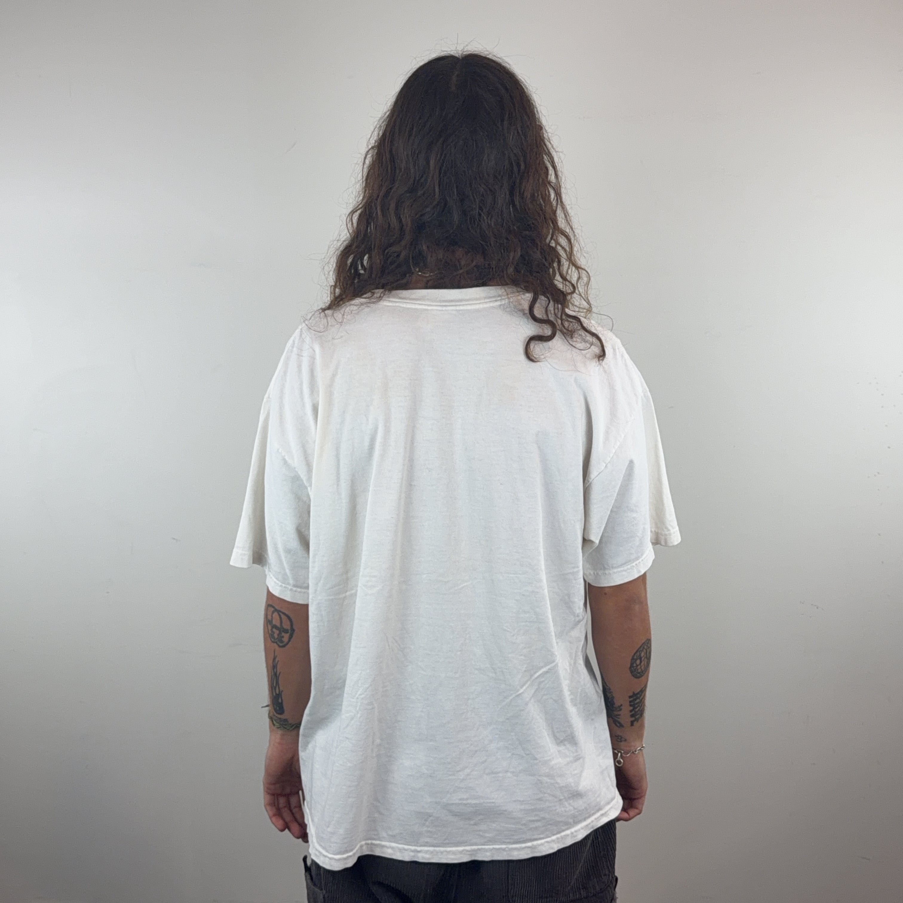 FLOWER VINTAGE TEE - X LARGE