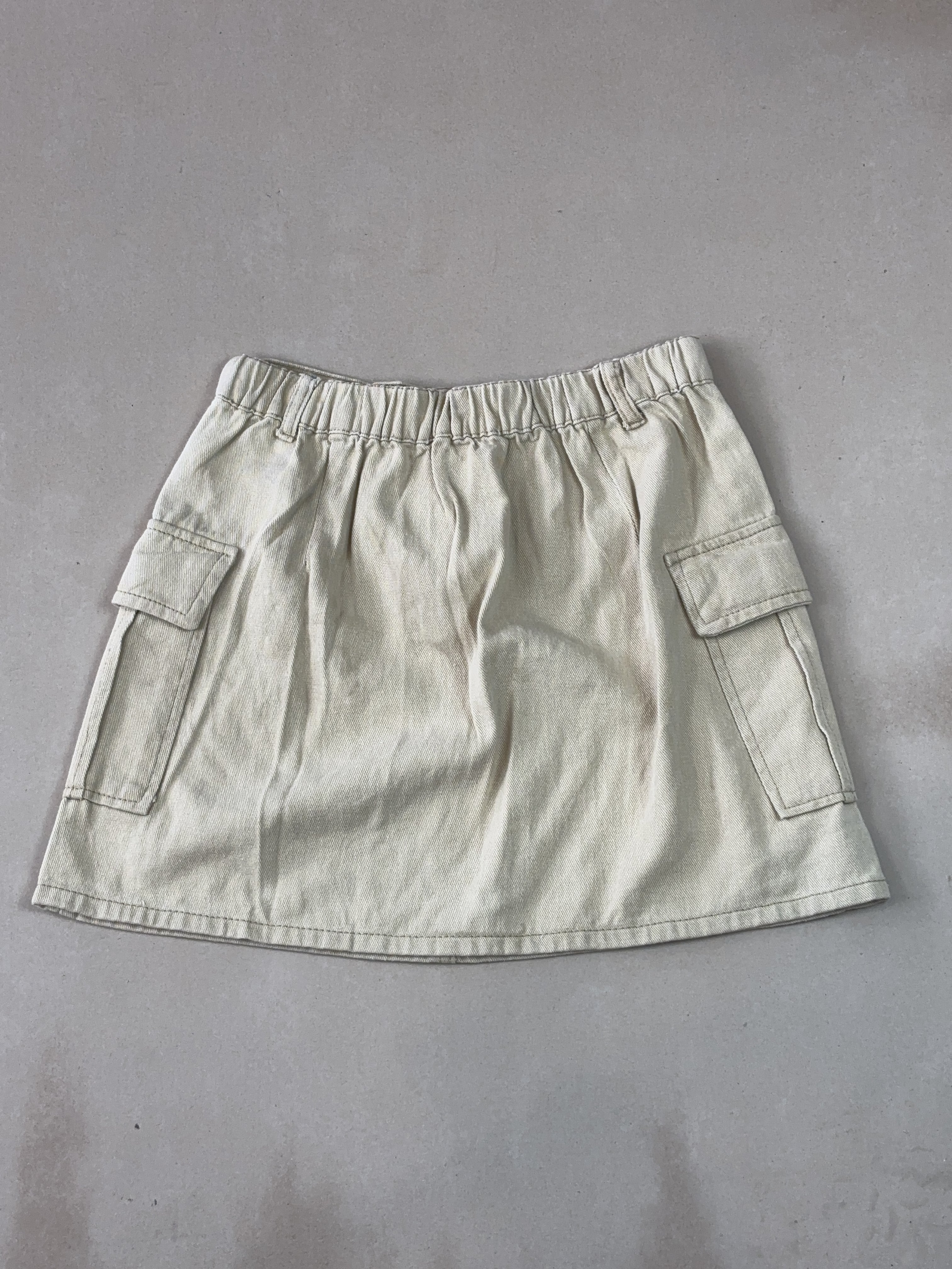 VINTAGE SKIRT - MEDIUM