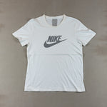 NIKE WHITE TEE - MEDIUM