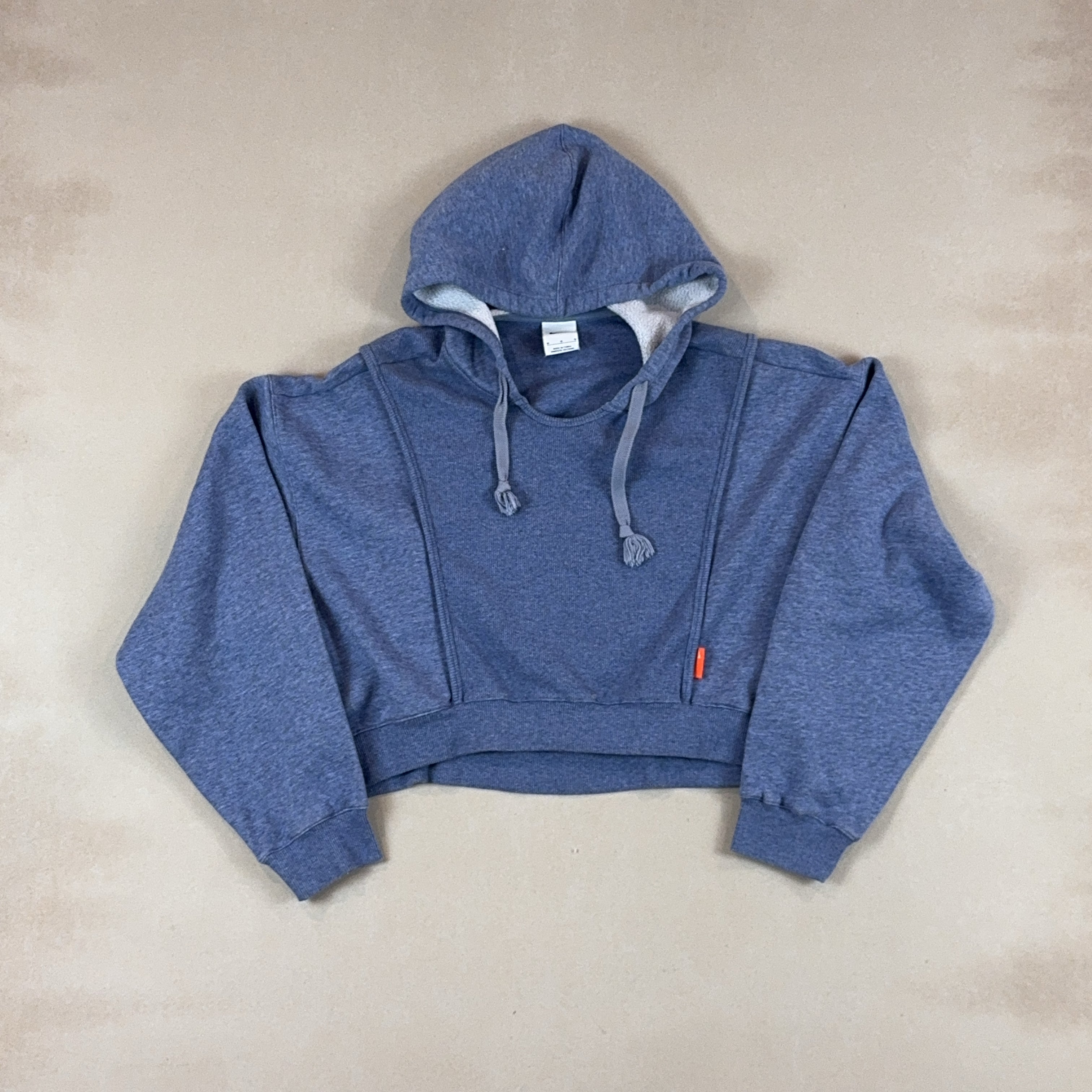 NIKE CROP HOODIE - MEDIUM