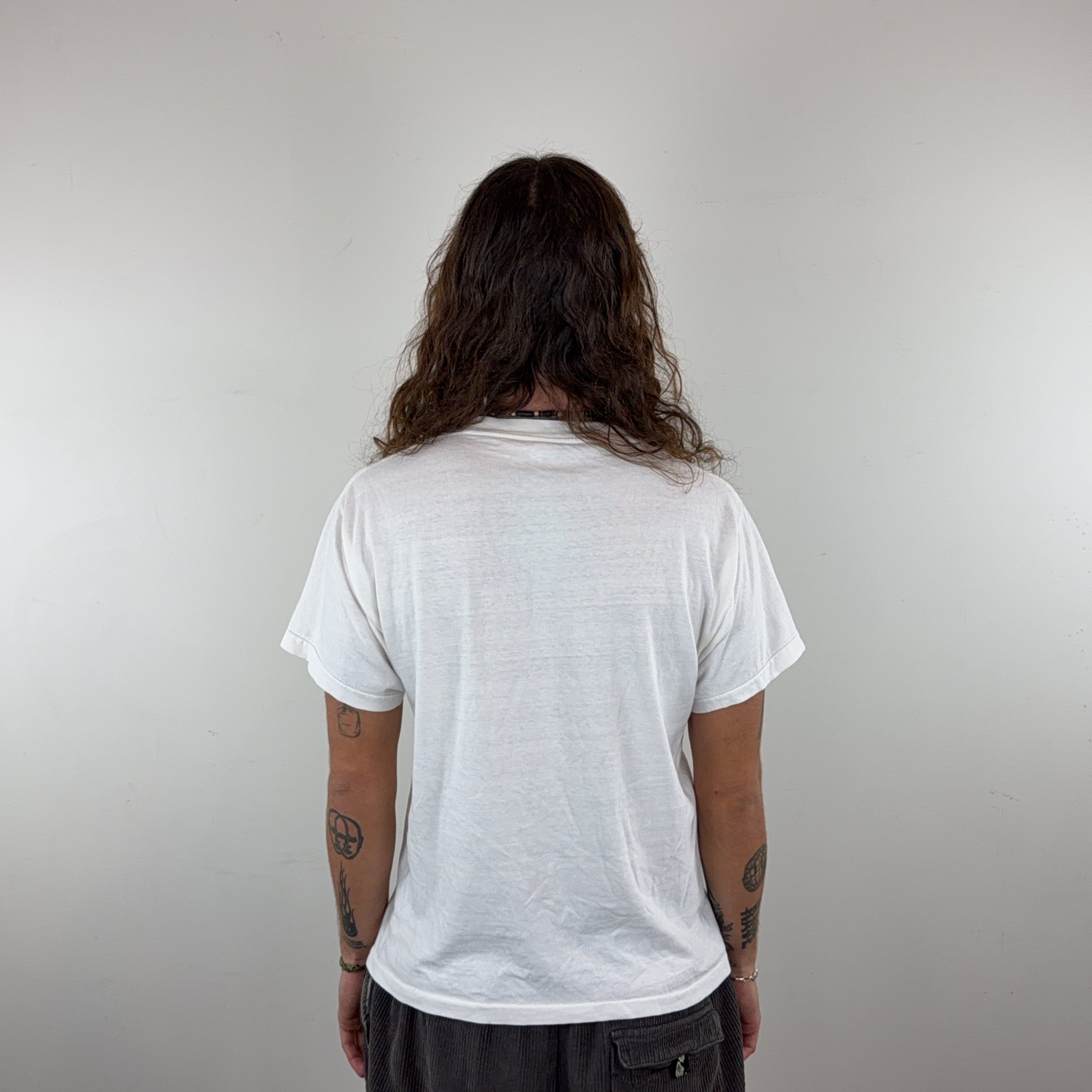 GRAPHIC 'DOLPHIN' TEE - MEDIUM