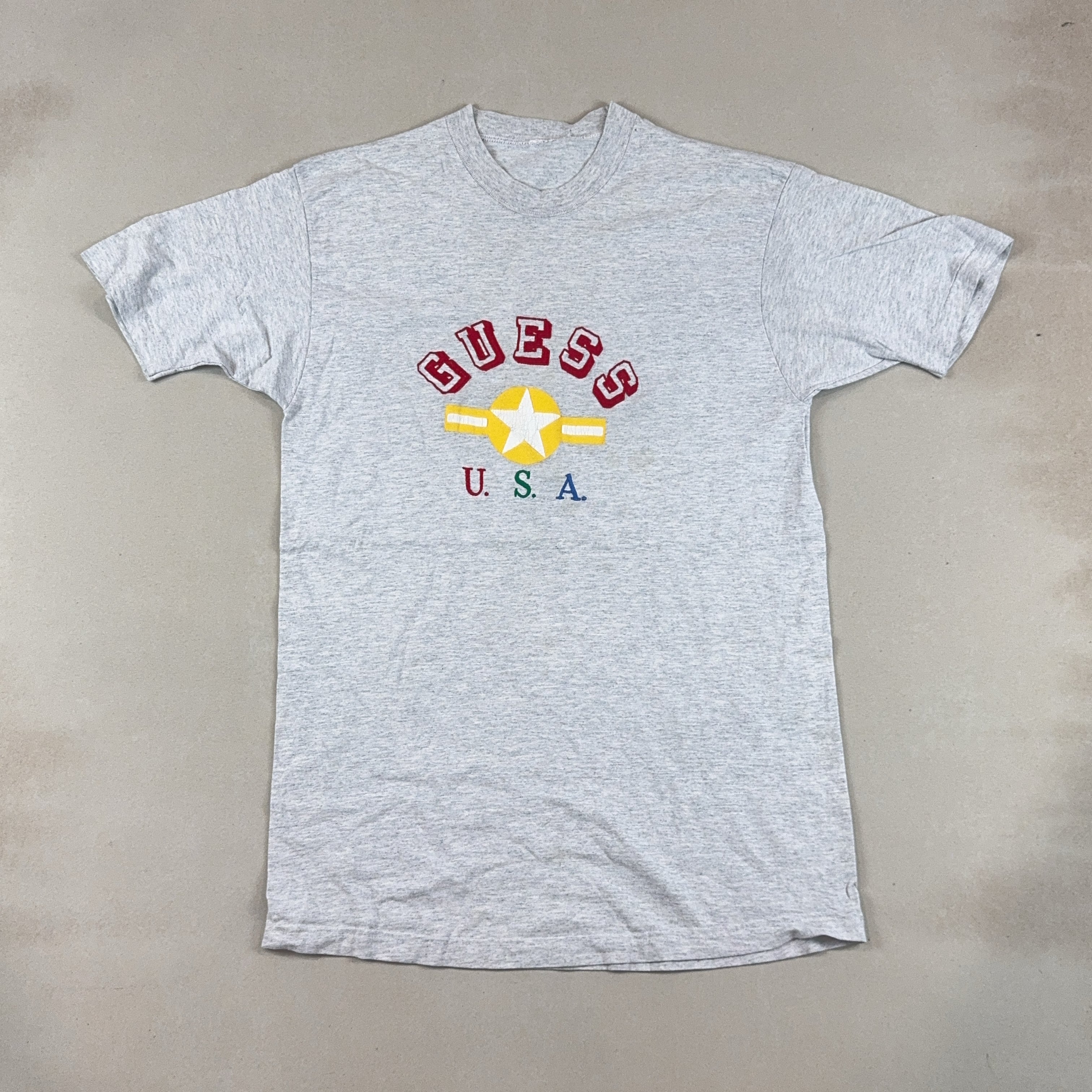 GUESS TEE - MEDIUM