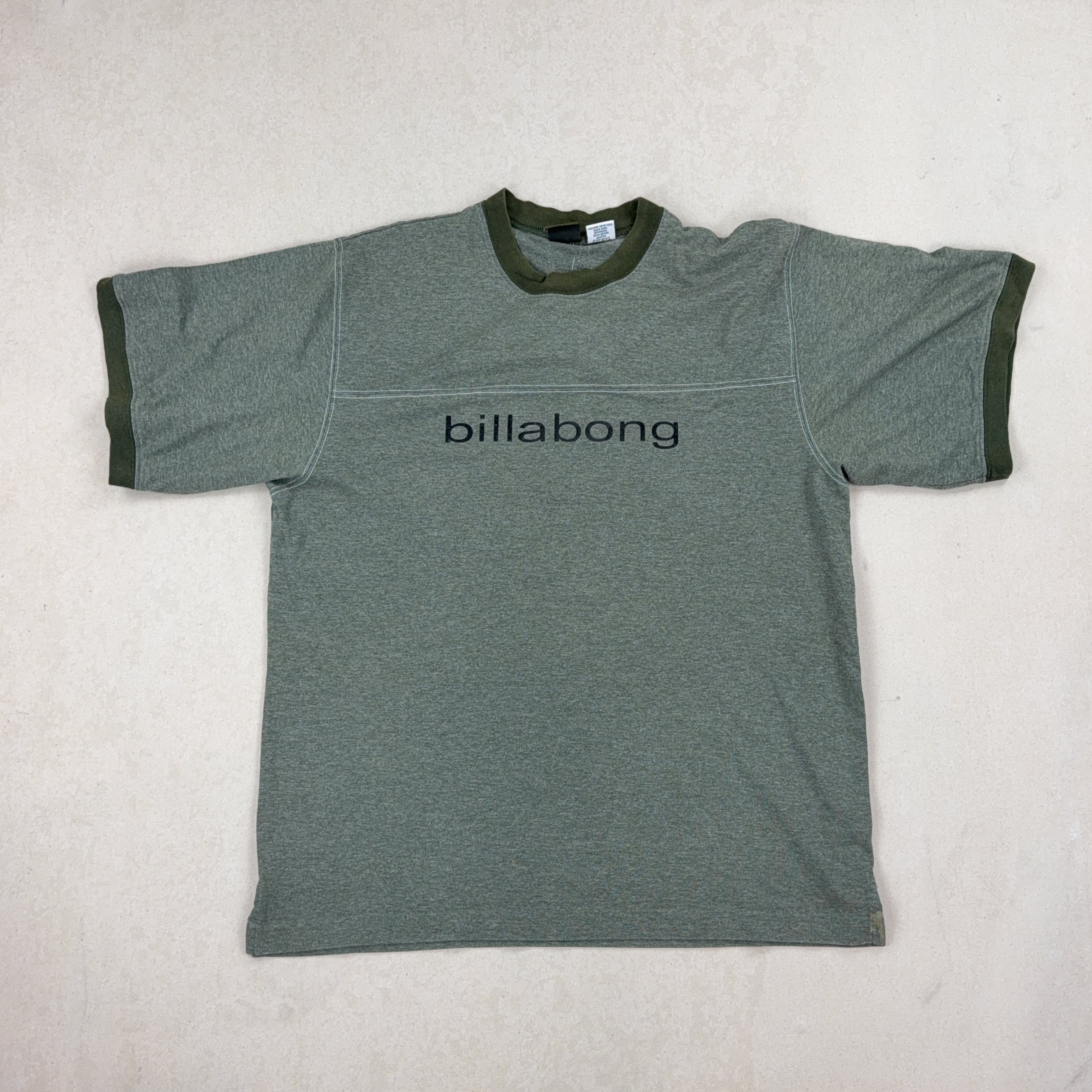 BILLABONG TEE - MEDIUM
