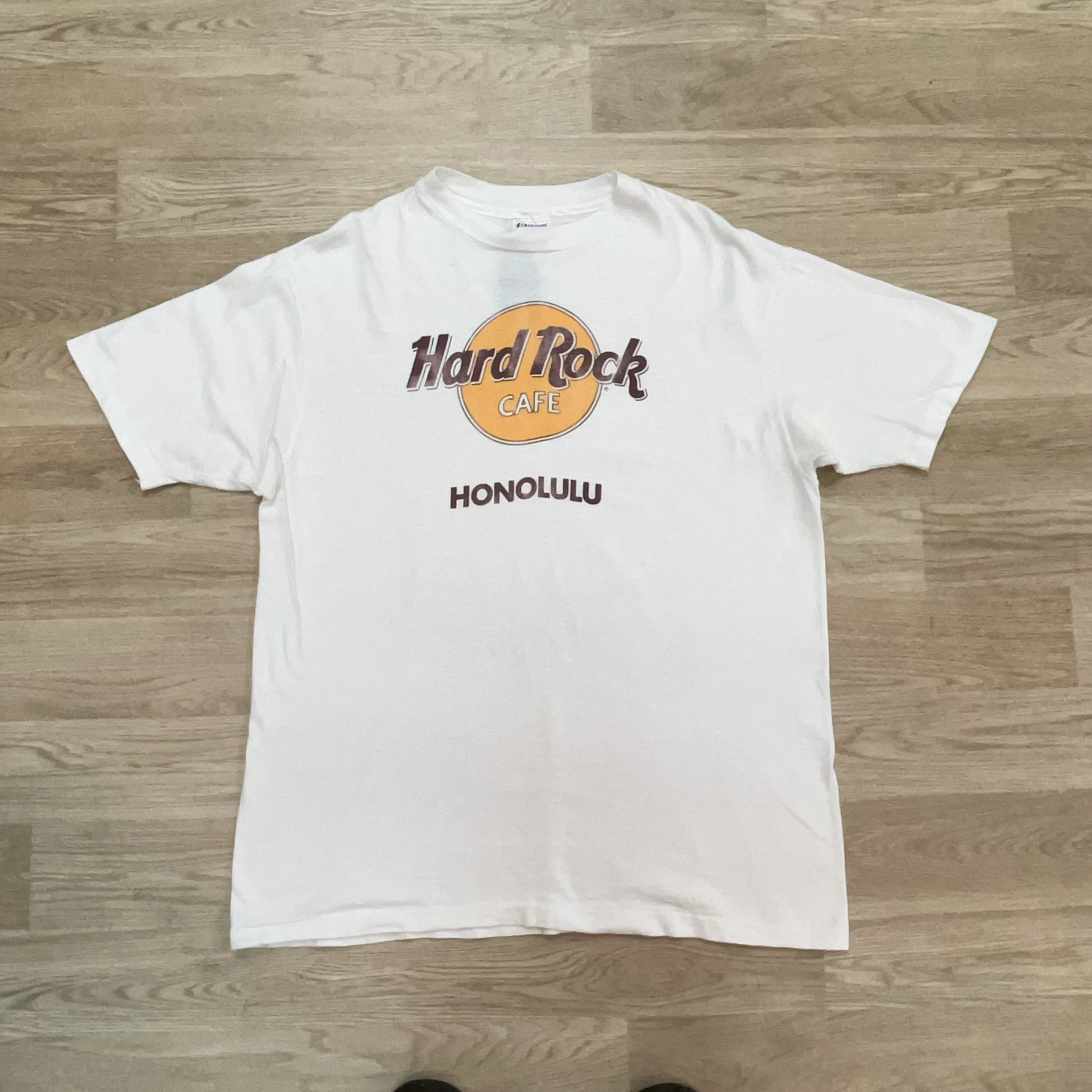 HARD ROCK CAFE TEE - X LARGE