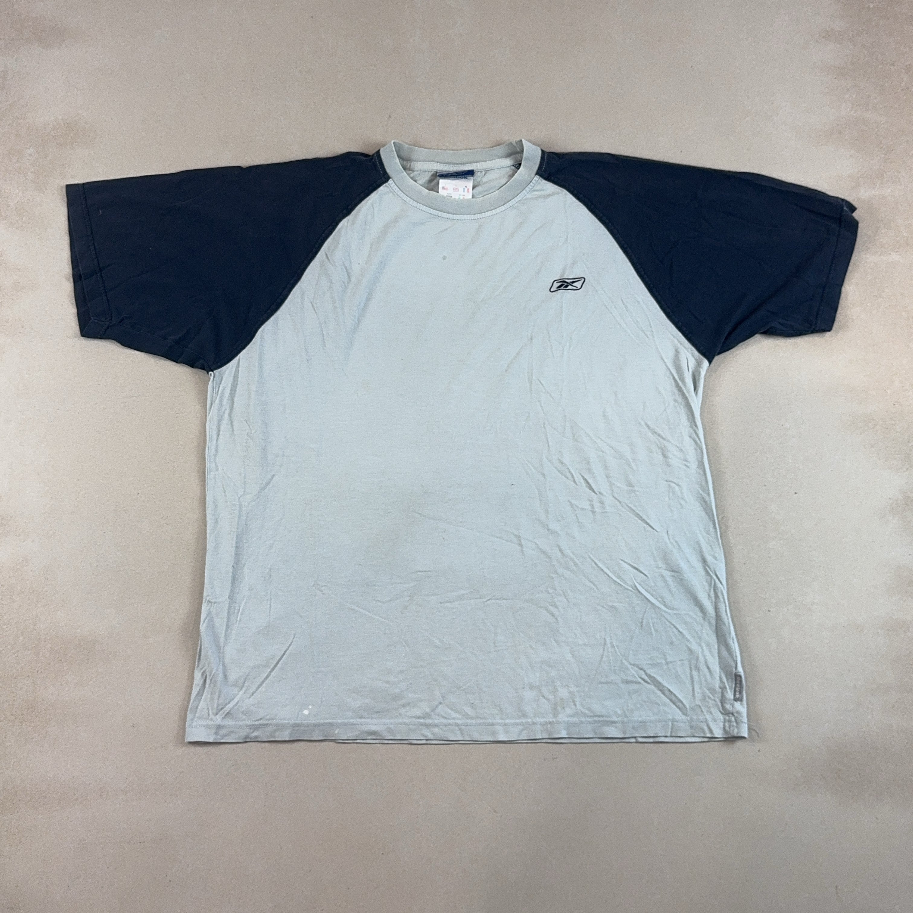REEBOK TEE - LARGE