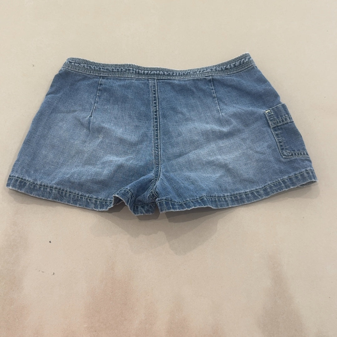 OLD NAVY BLUE JEANS SHORTS - SMALL