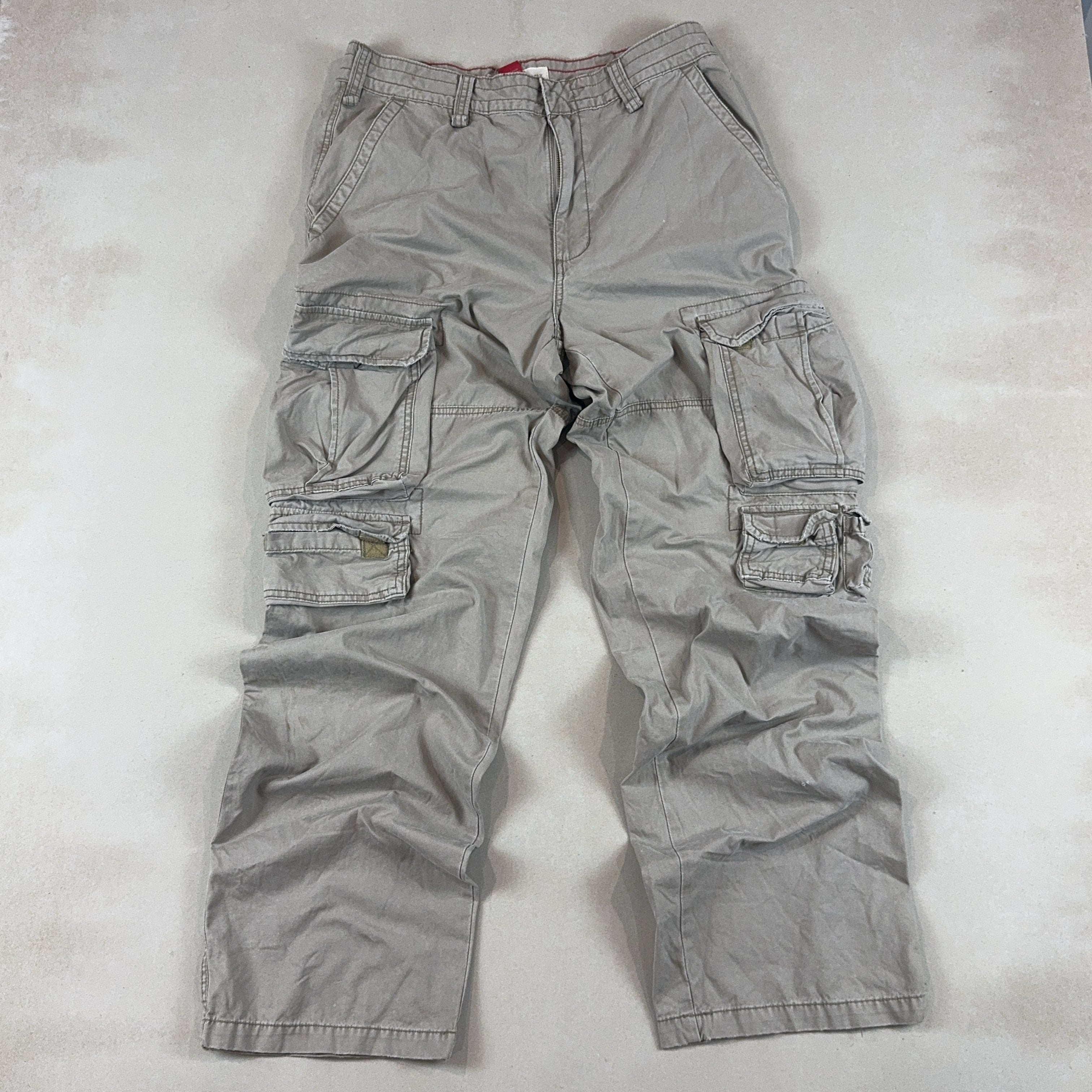 MOSSIMO CARGO SUPPLY PANTS - LARGE