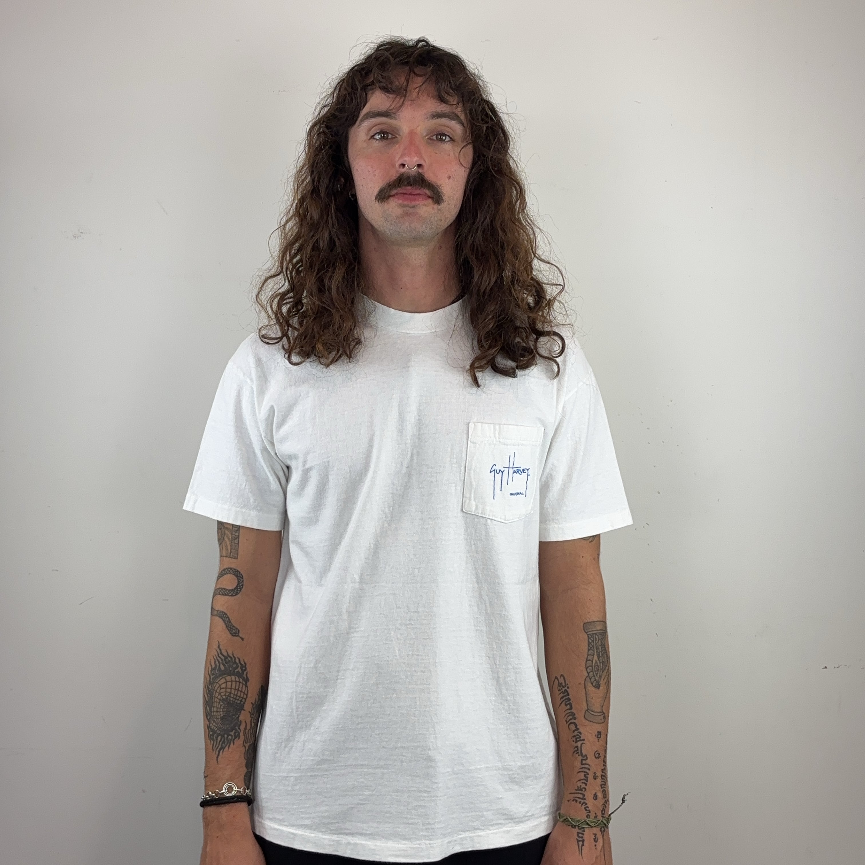 GRAPHIC FISH TEE - MEDIUM