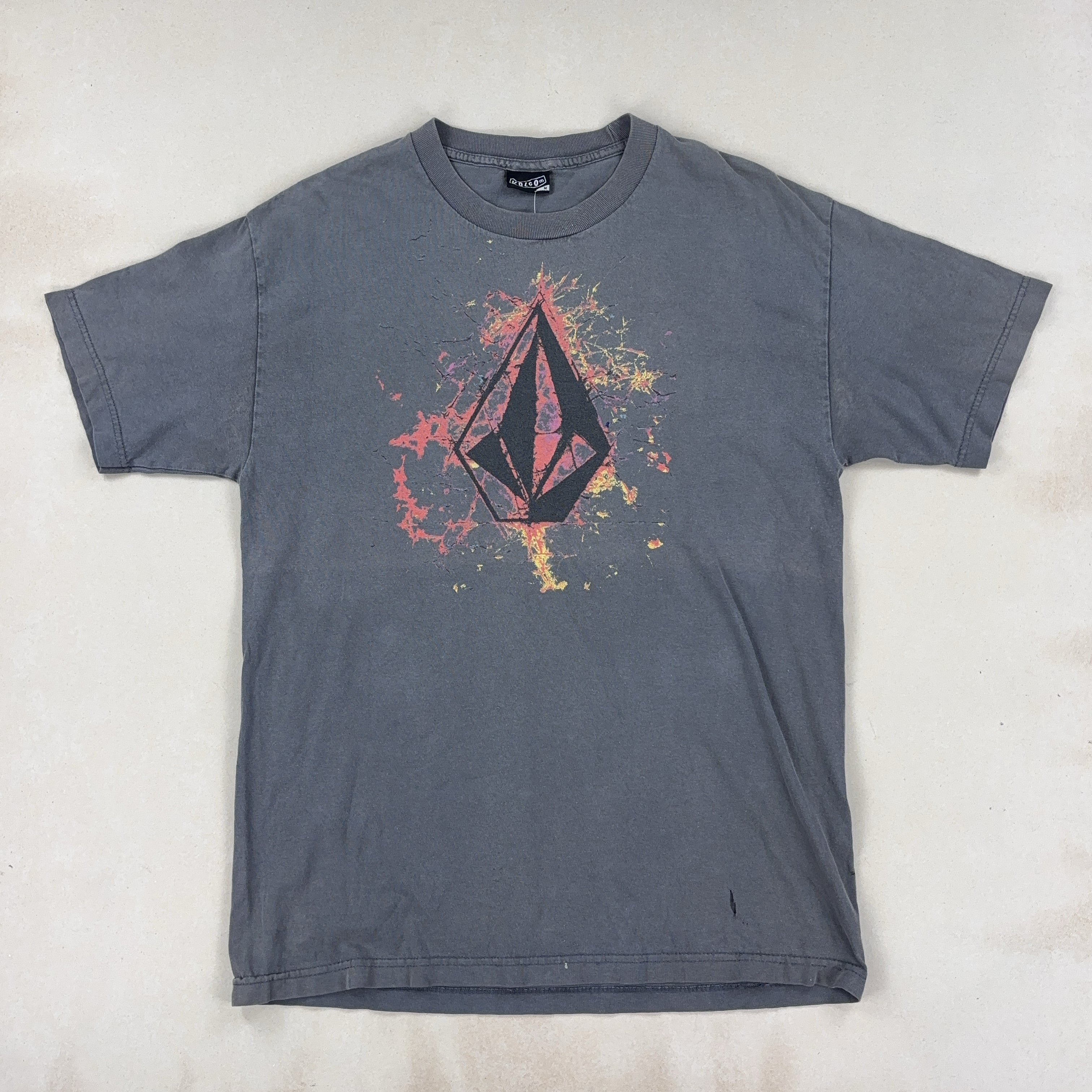 GRAPHIC TEE - LARGE