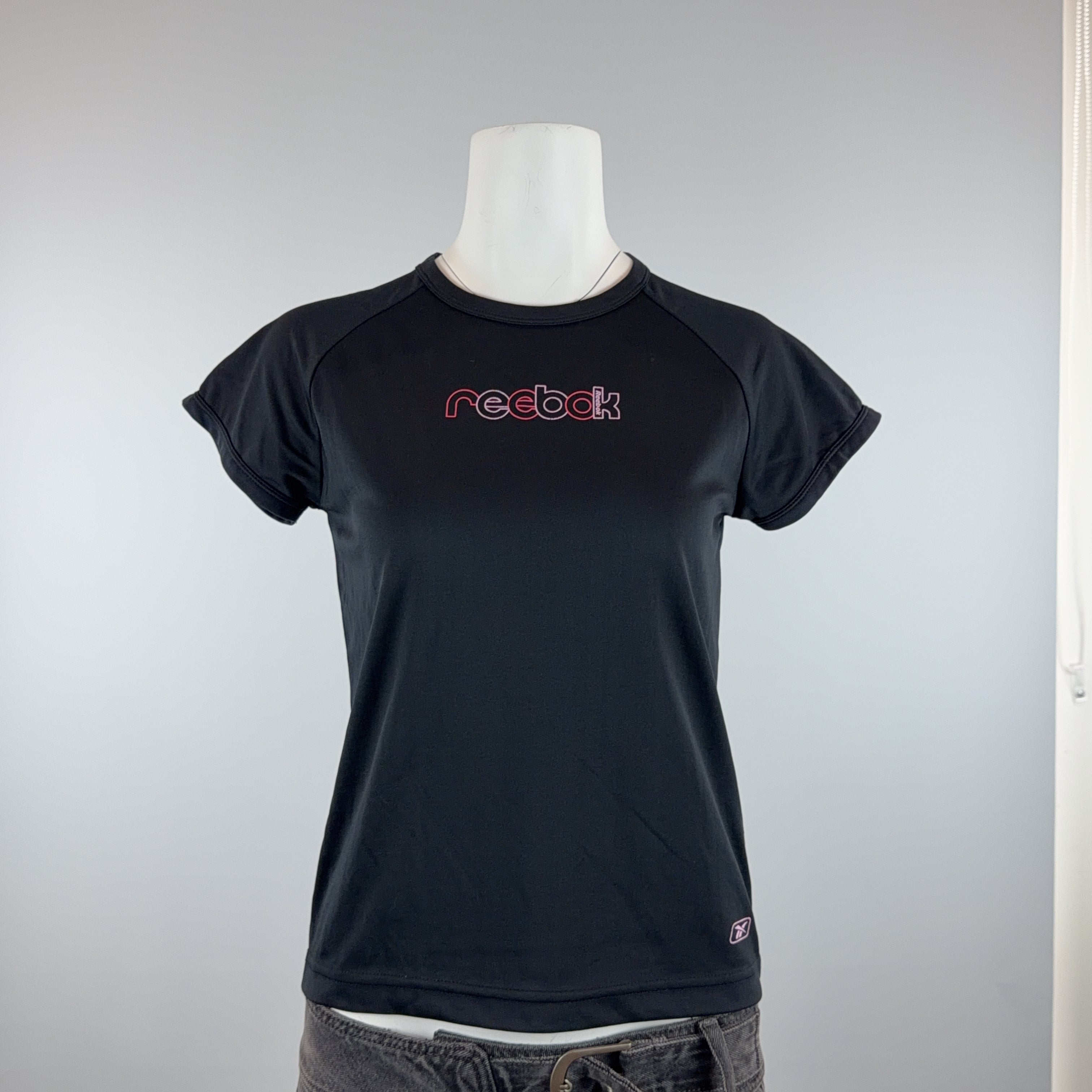 REEBOK TOP - MEDIUM