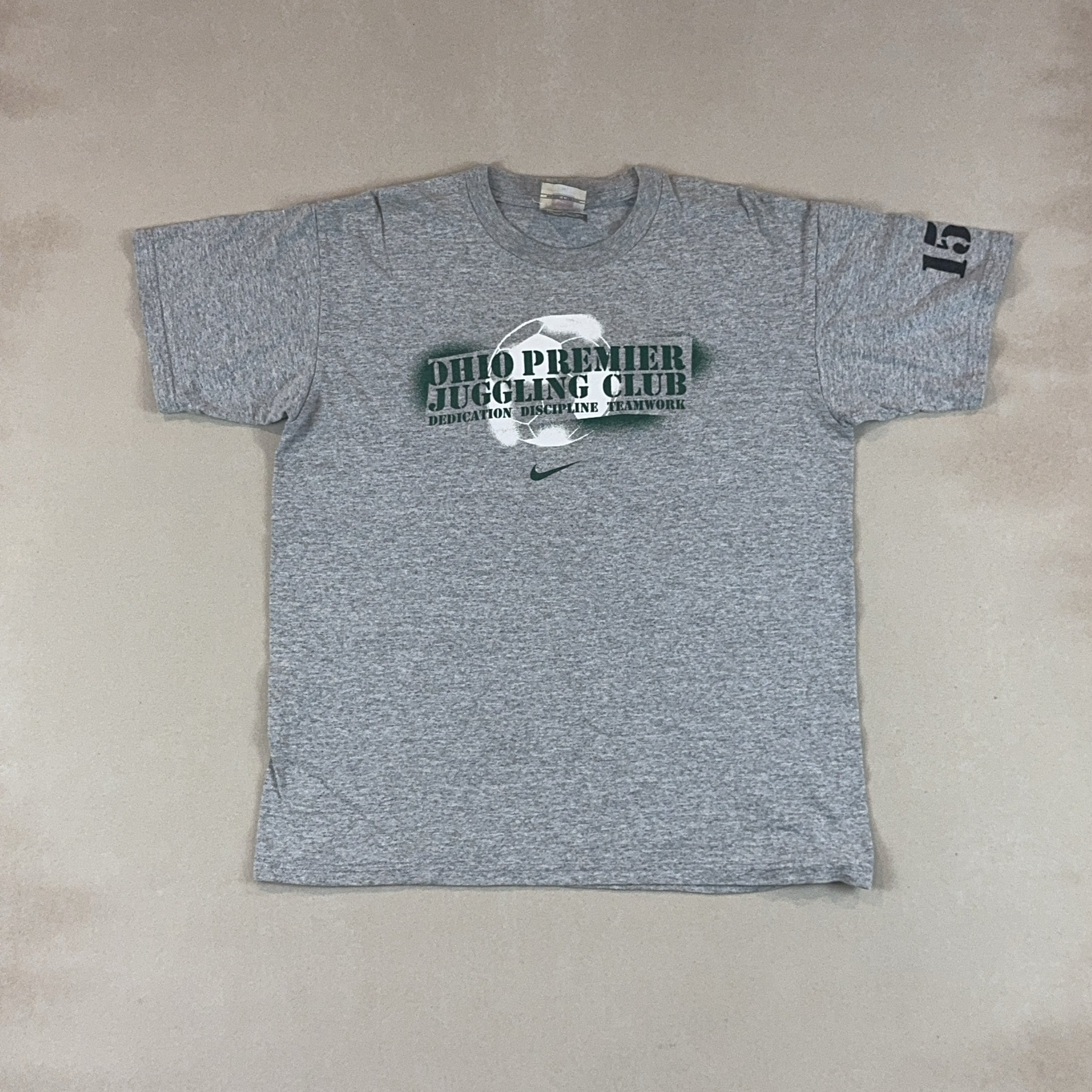 NIKE TEE - MEDIUM