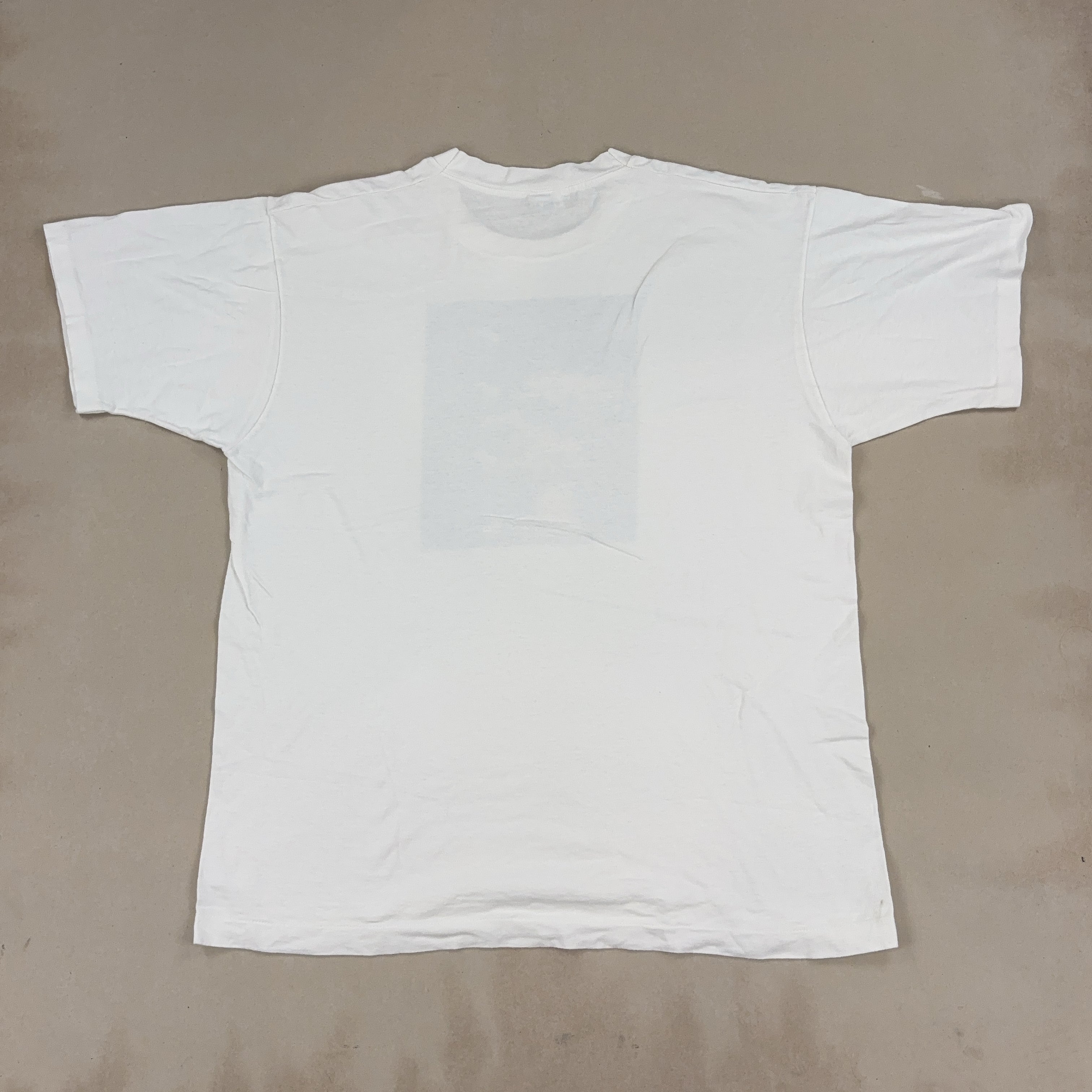 GRAPHIC TEE - X LARGE