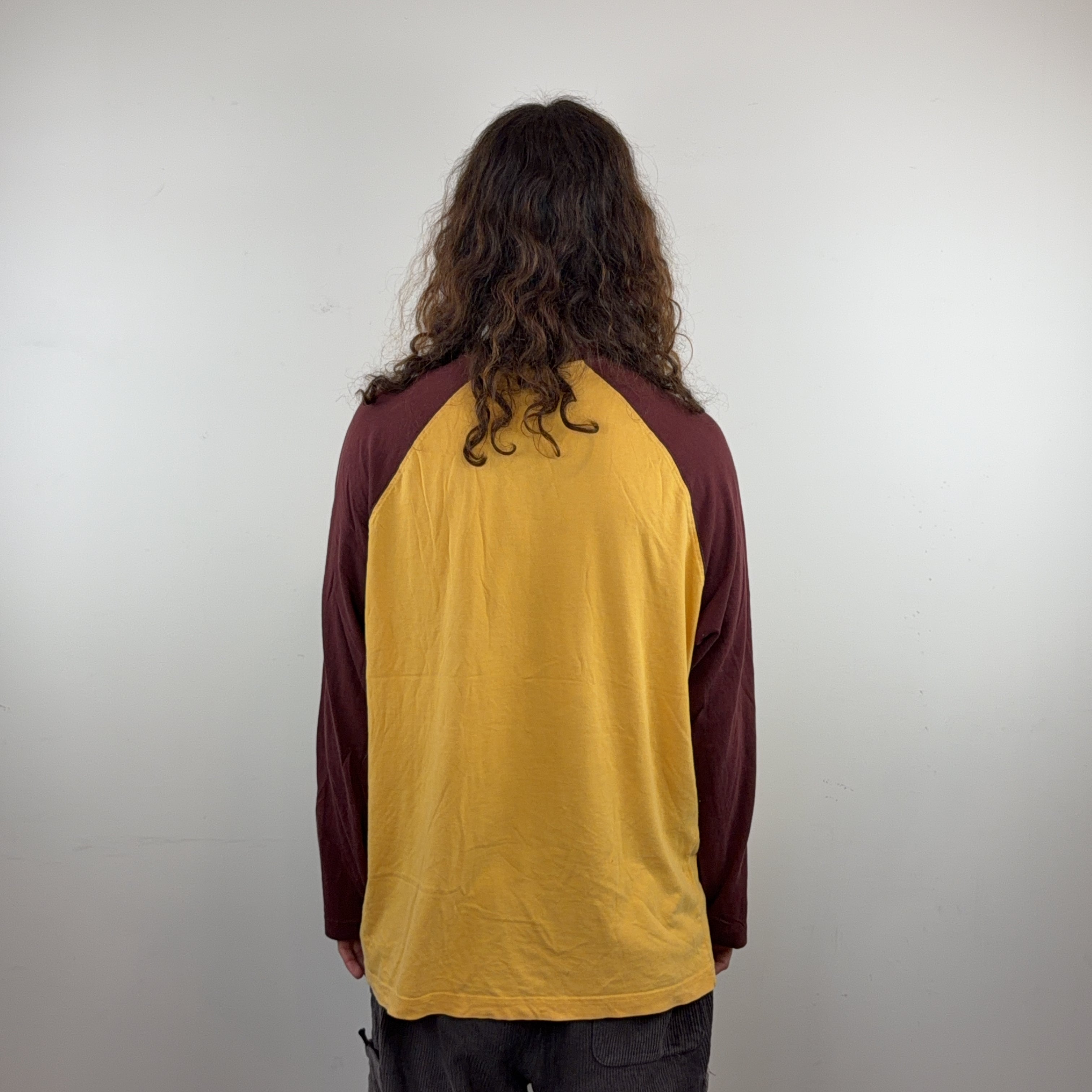 OLD NAVY LONG SLEEVE - X LARGE