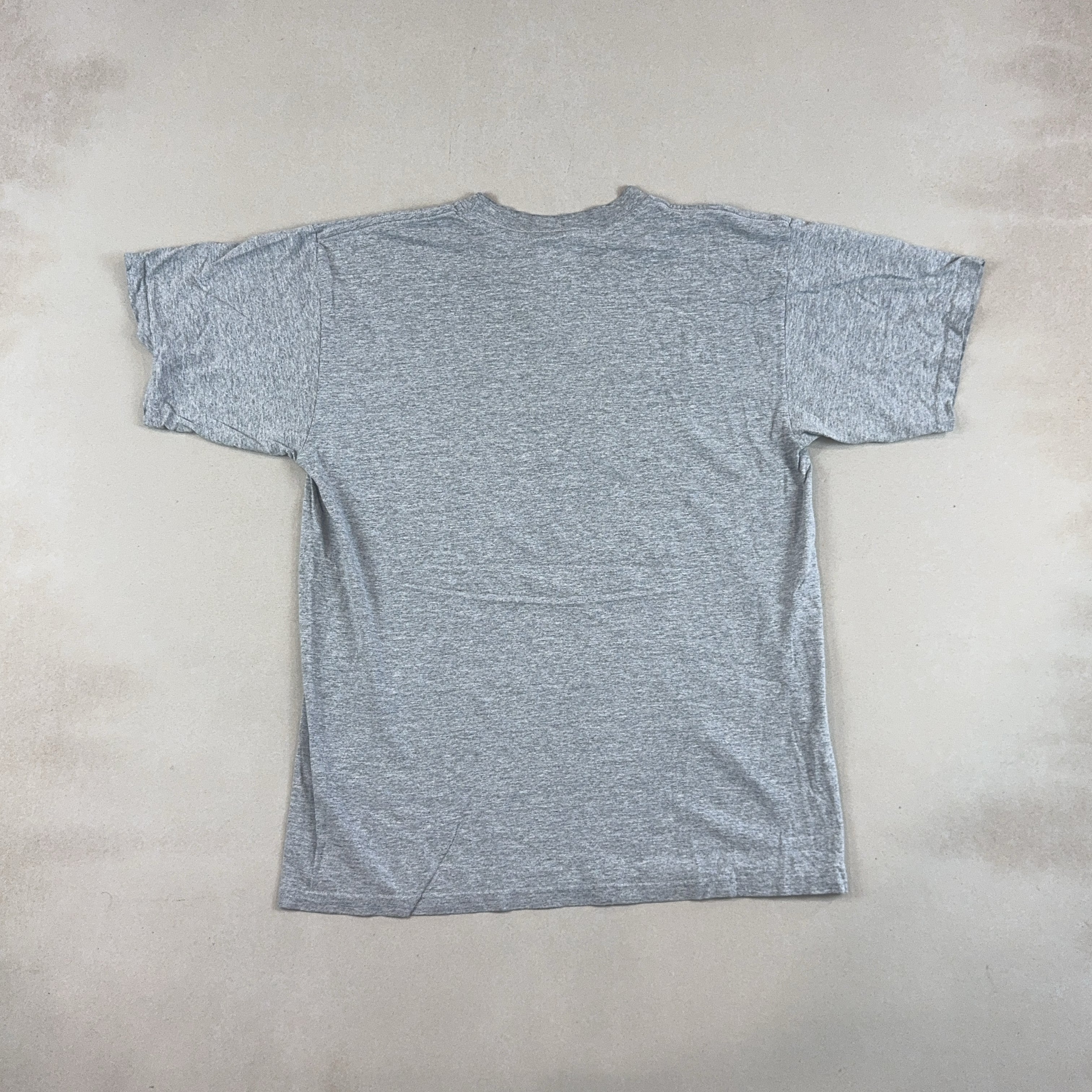 NIKE TEE - MEDIUM