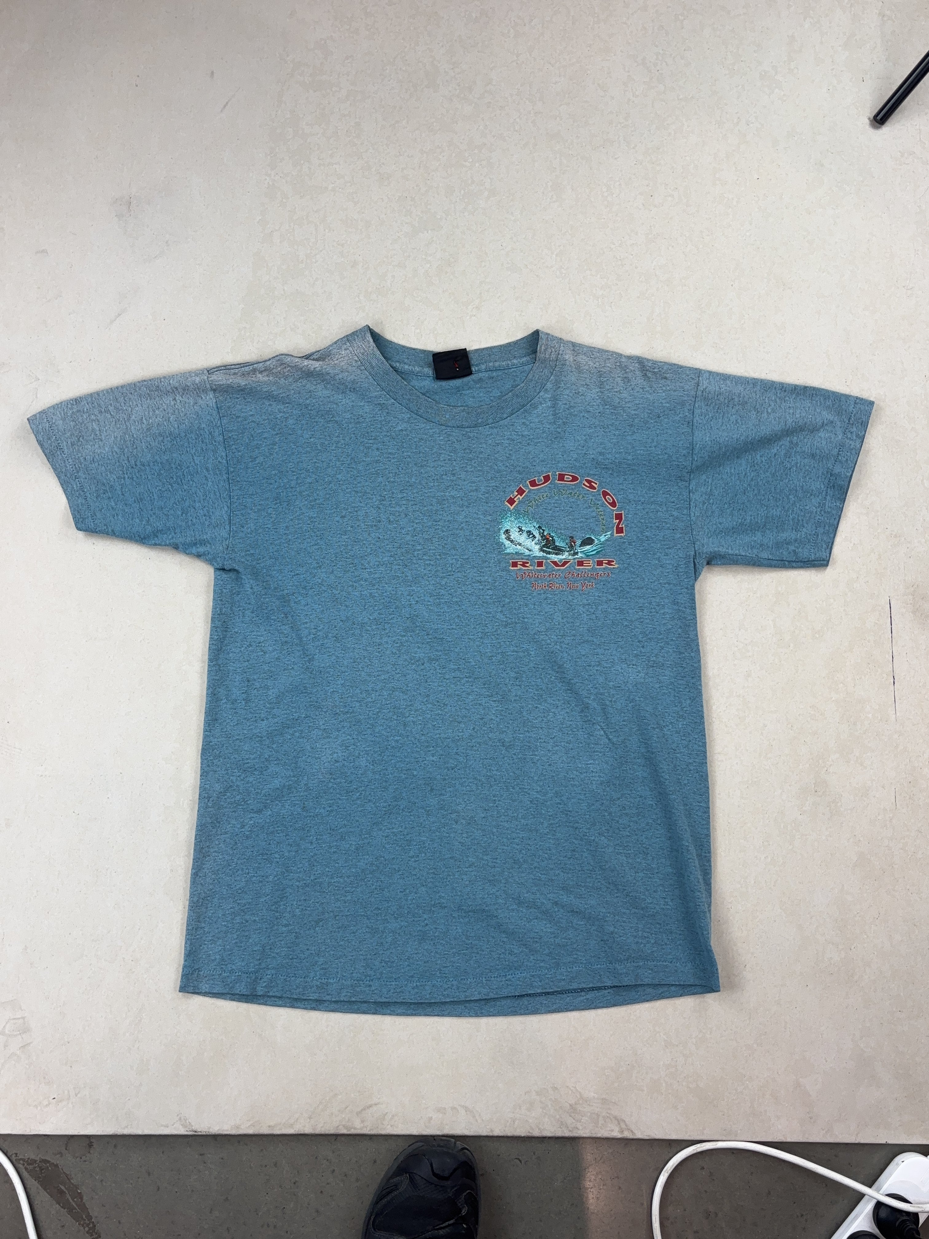 'HUDSON RIVER' GRAPHIC TEE - LARGE