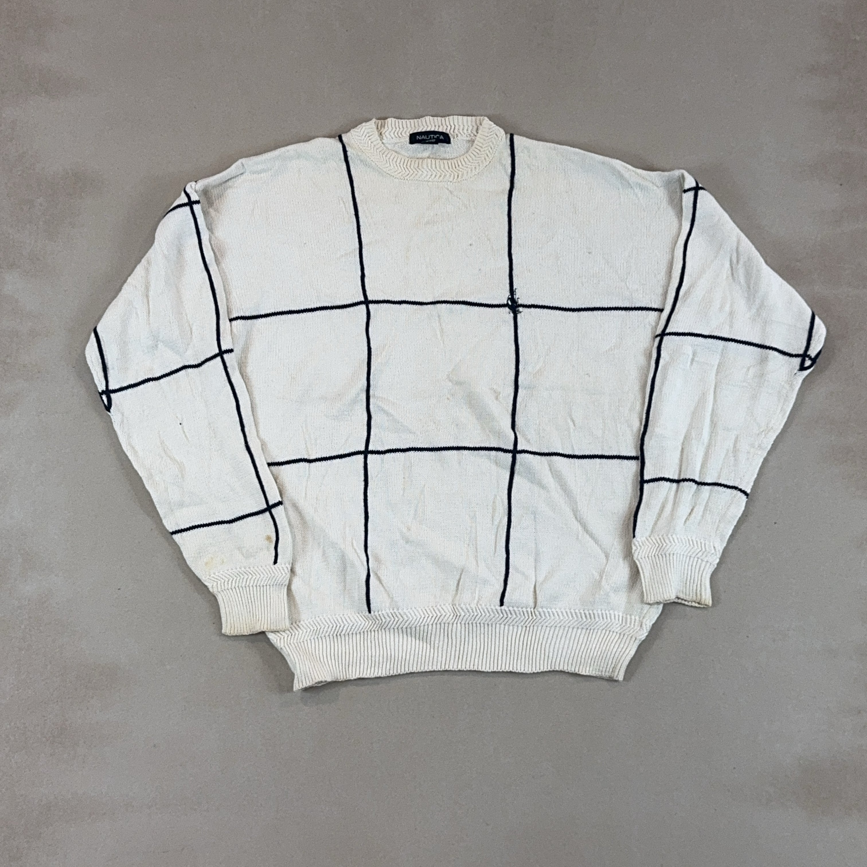 NAUTICA WHITE & NAVY KNIT - MEDIUM
