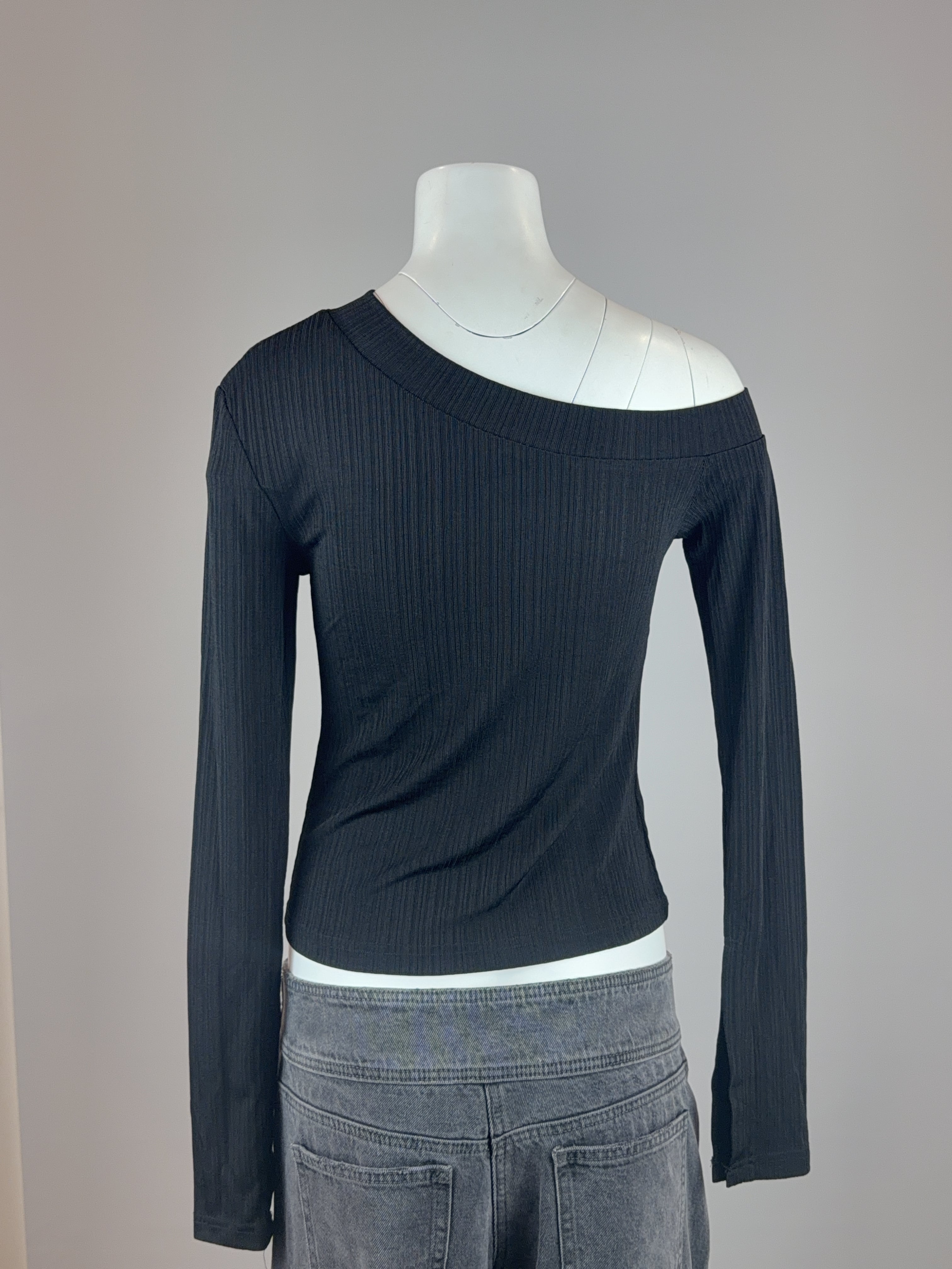 VINTAGE LONG SLEEVE - SMALL