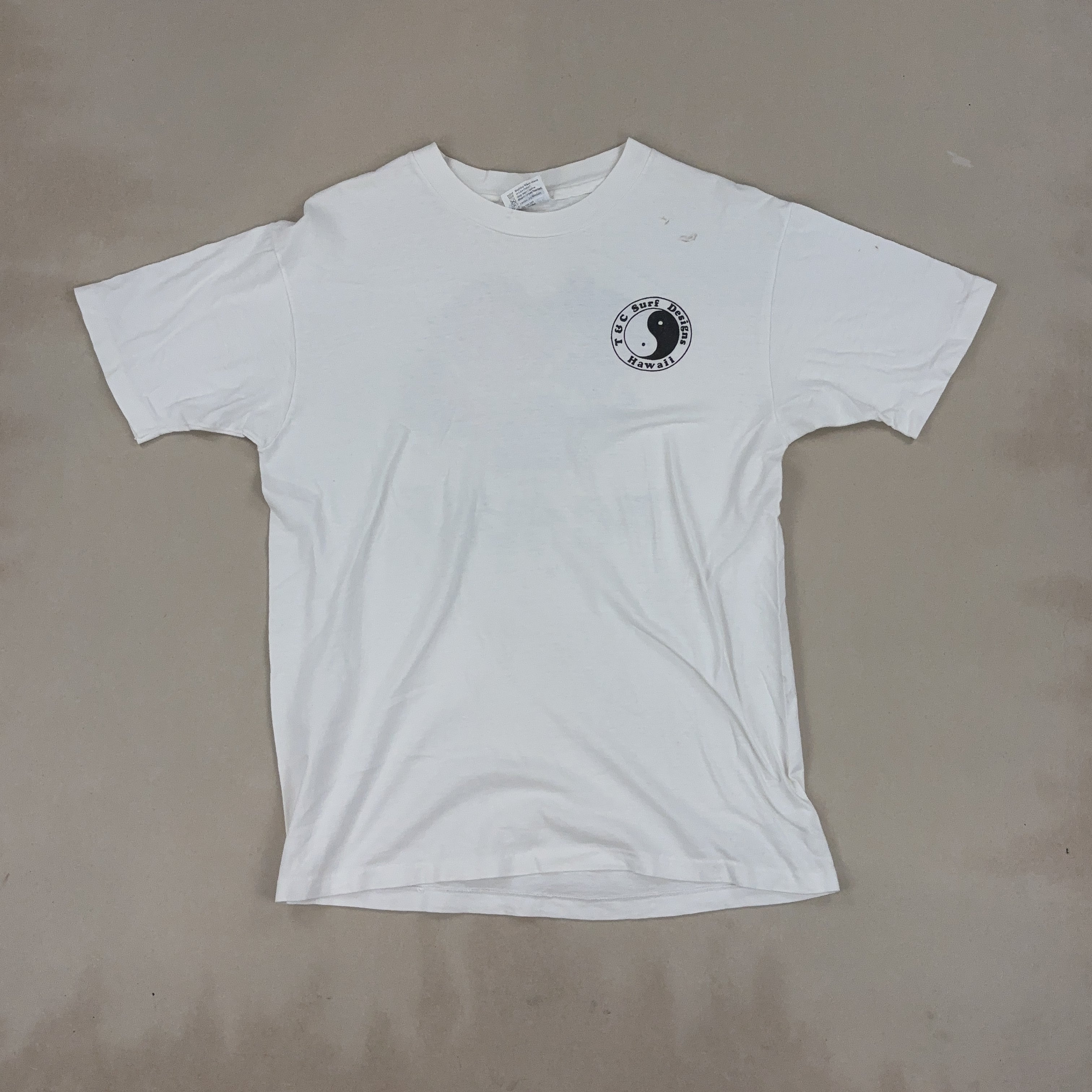 T&C SURF DESIGNS TEE - MEDIUM