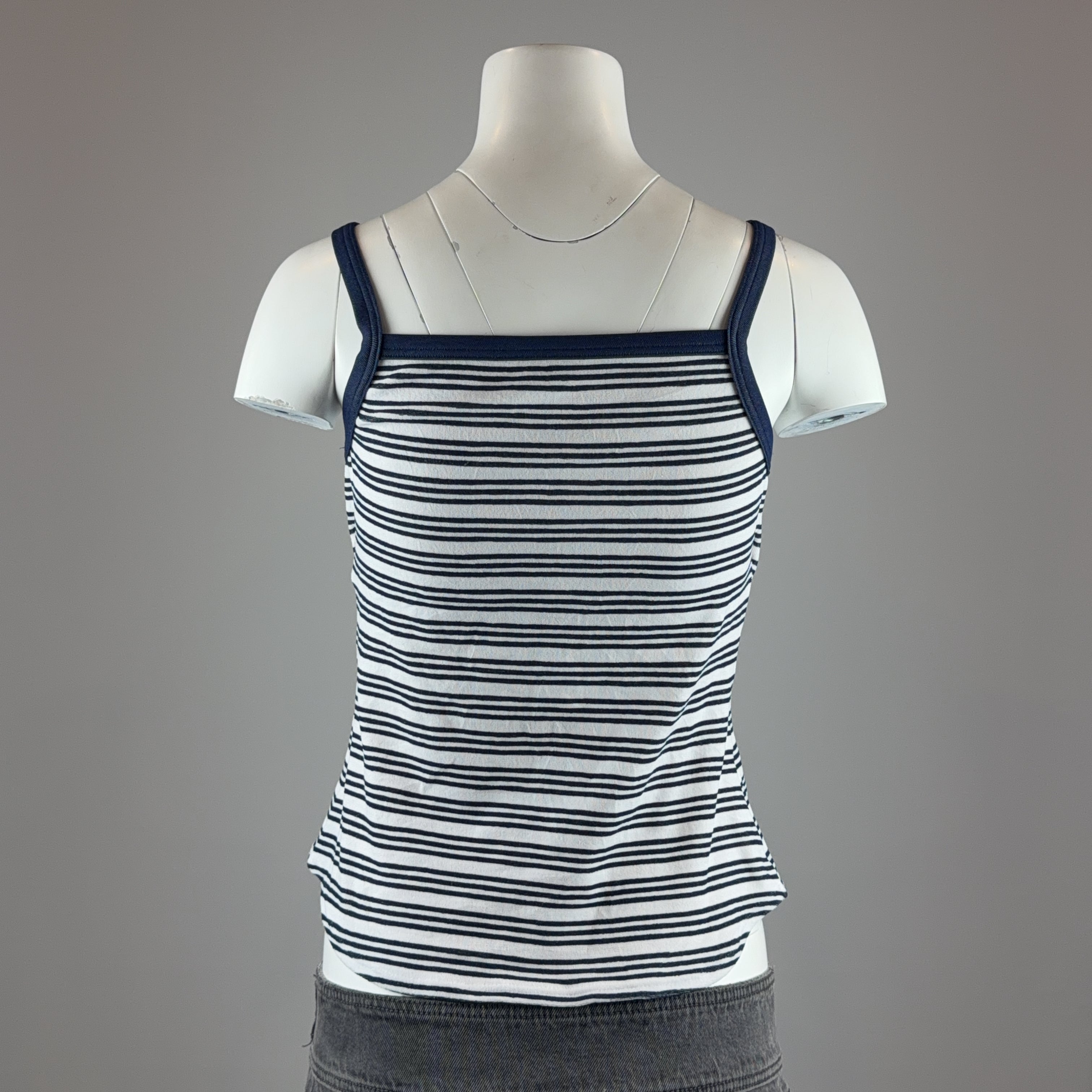 LACOSTE TOP - MEDIUM
