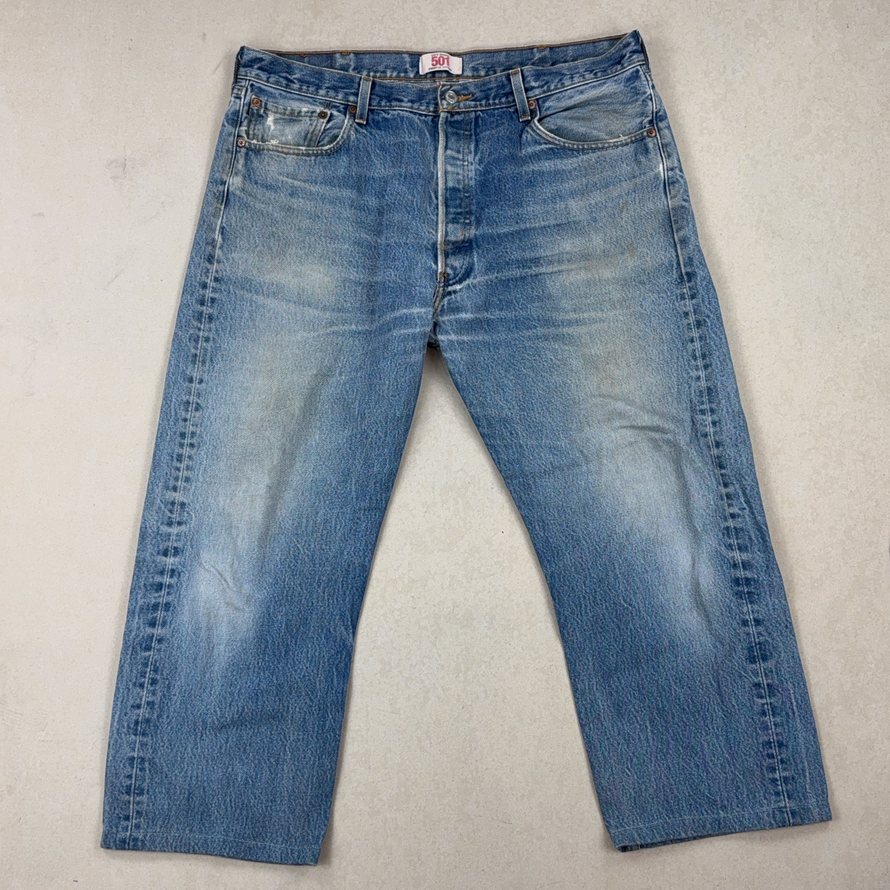 LEVI'S 3/4 LENGTH JEANS - LARGE