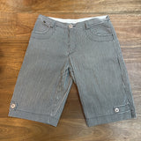 QUIKSILVER SHORTS - 8
