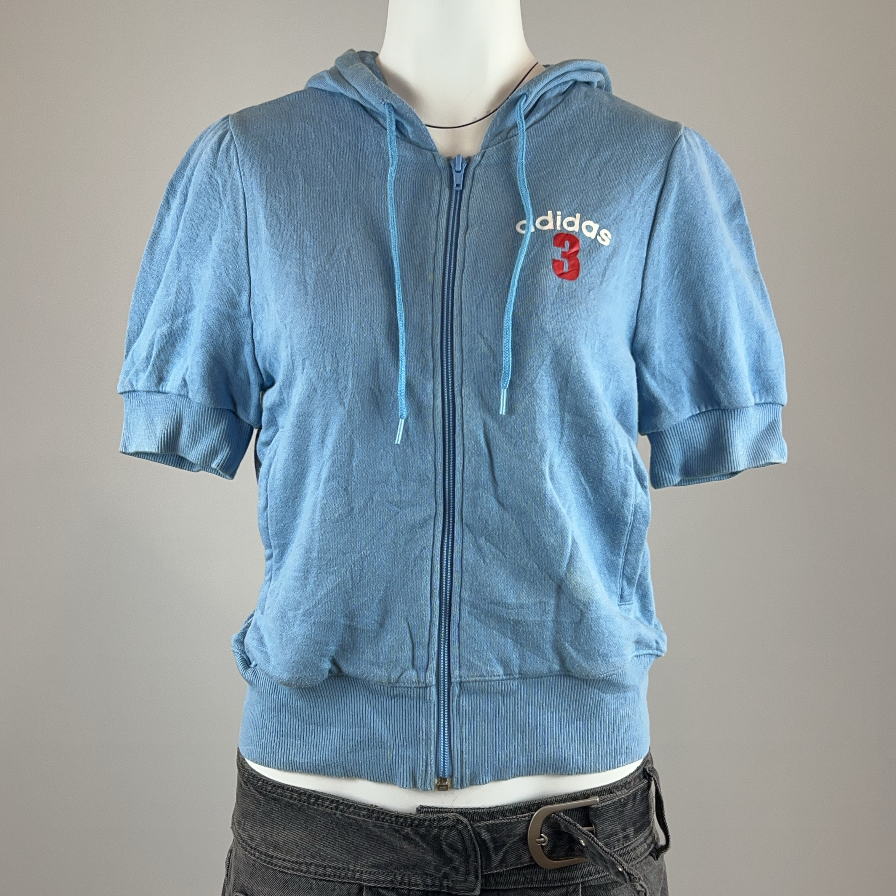 ADIDAS TOP - MEDIUM