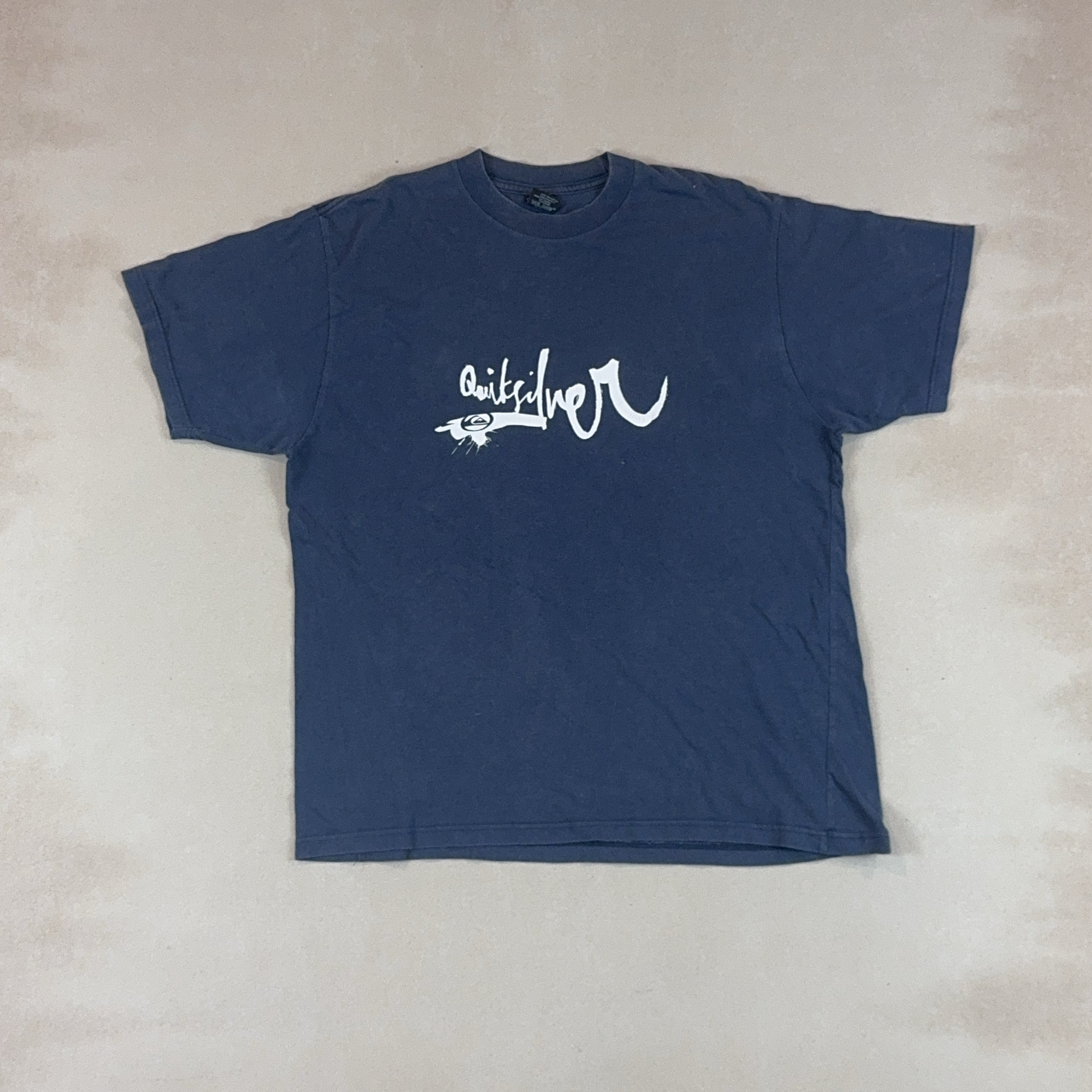 QUIKSILVER TEE - MEDIUM