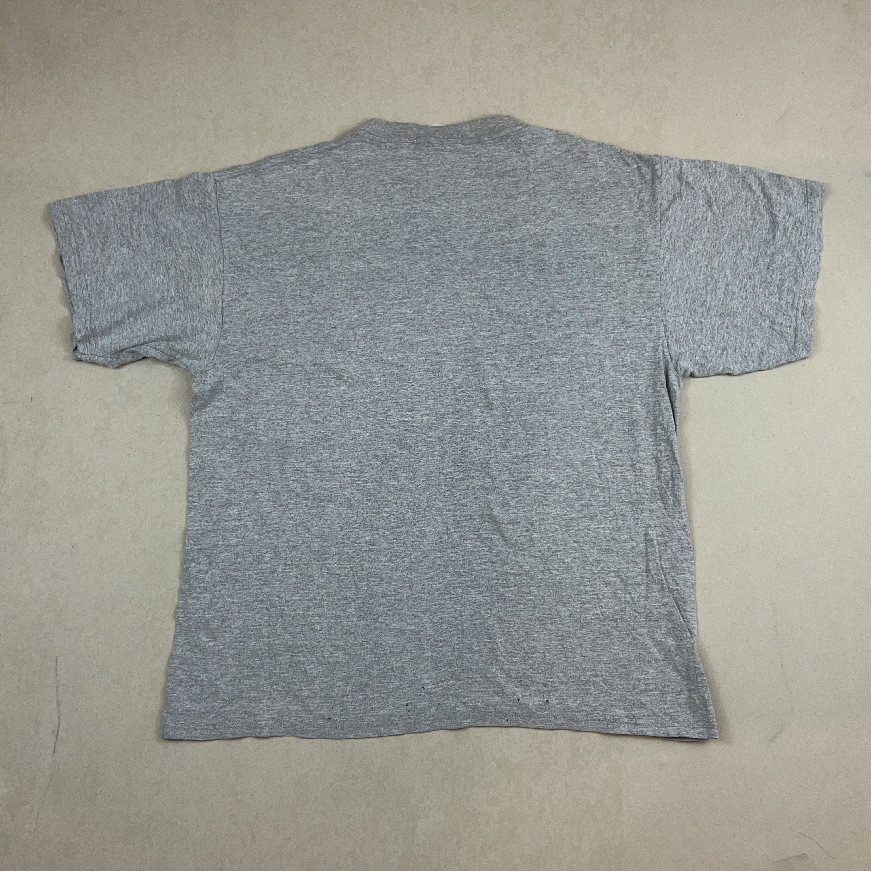 NIKE TEE - MEDIUM