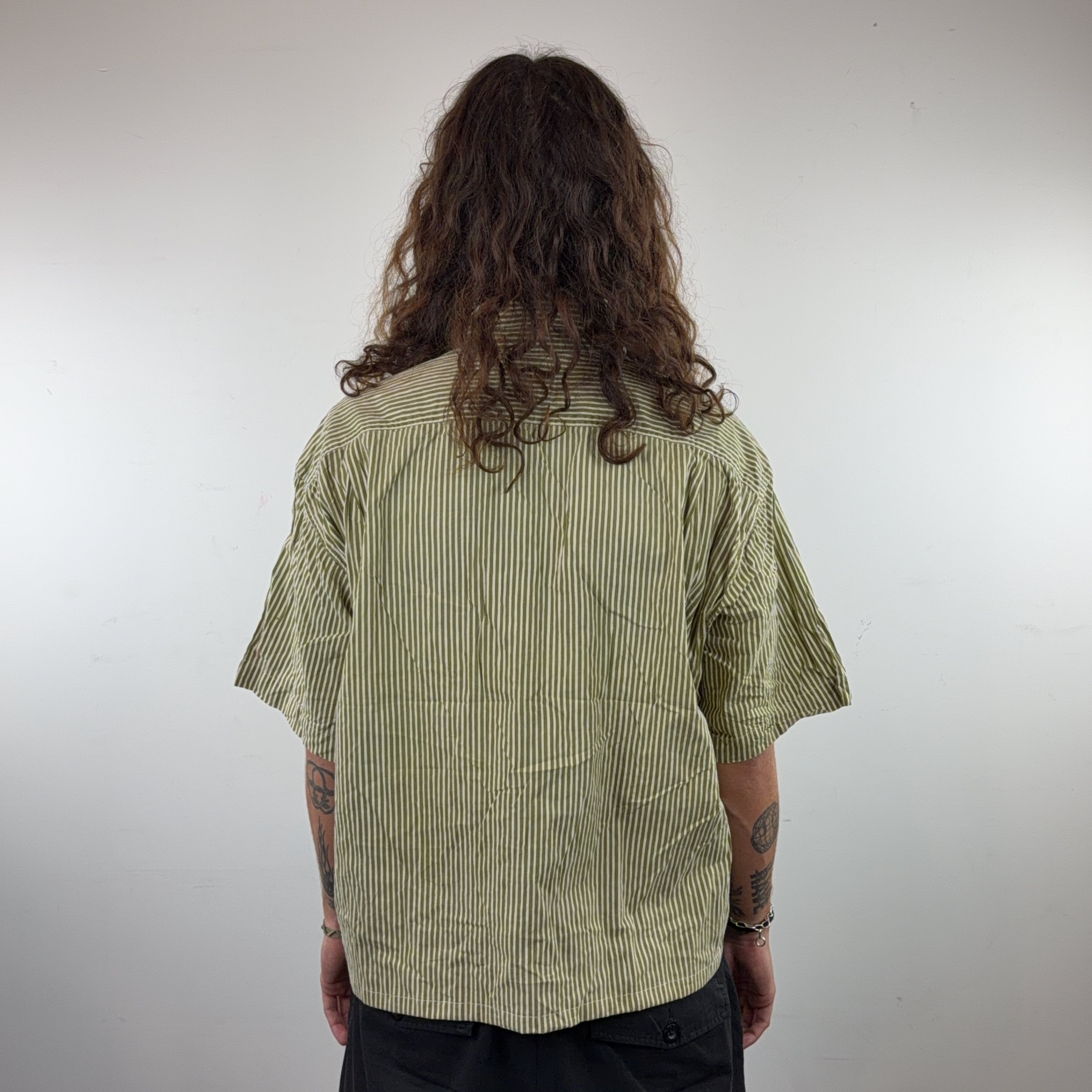VINTAGE BOXY SHIRT - LARGE