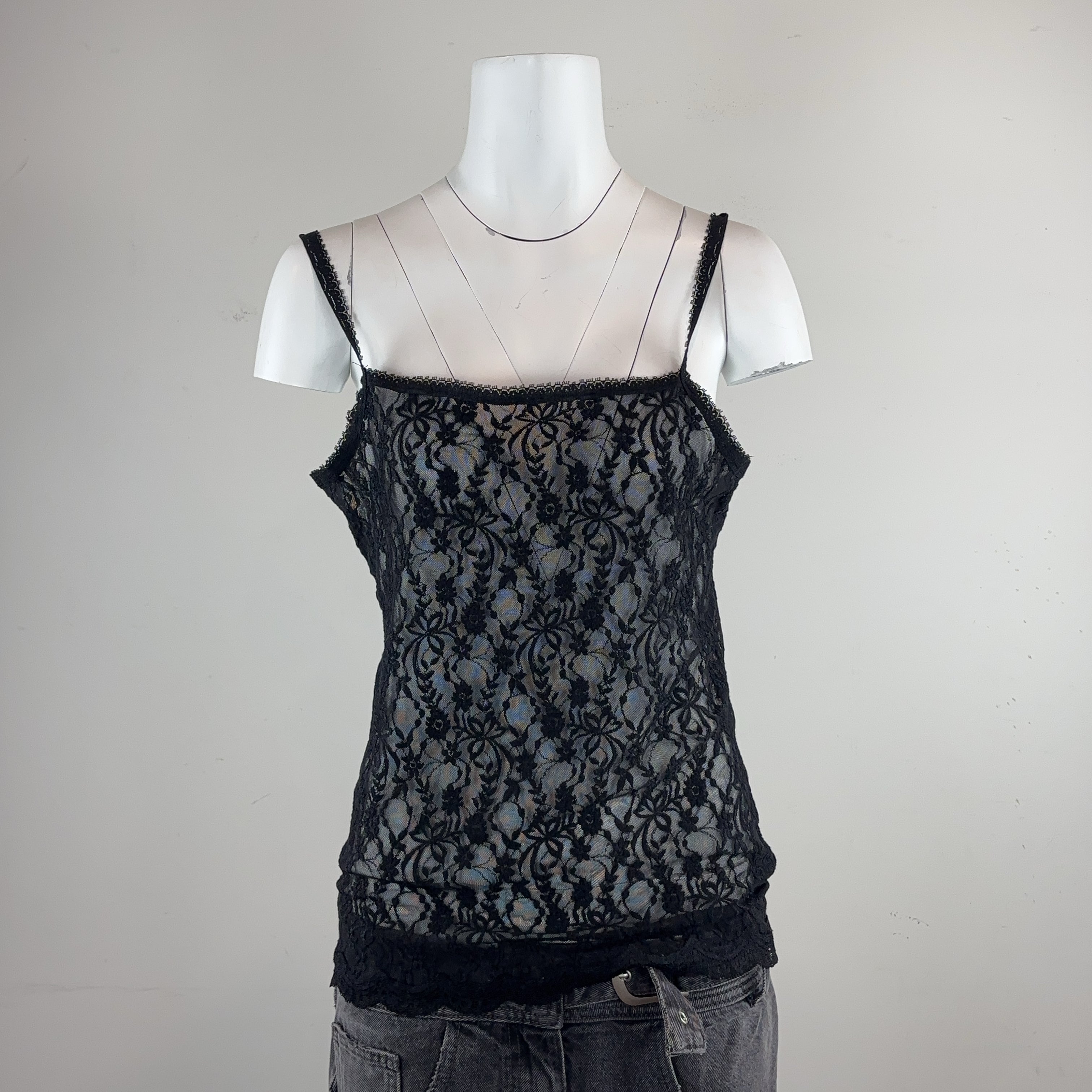 FLORAL LACE TOP - MEDIUM