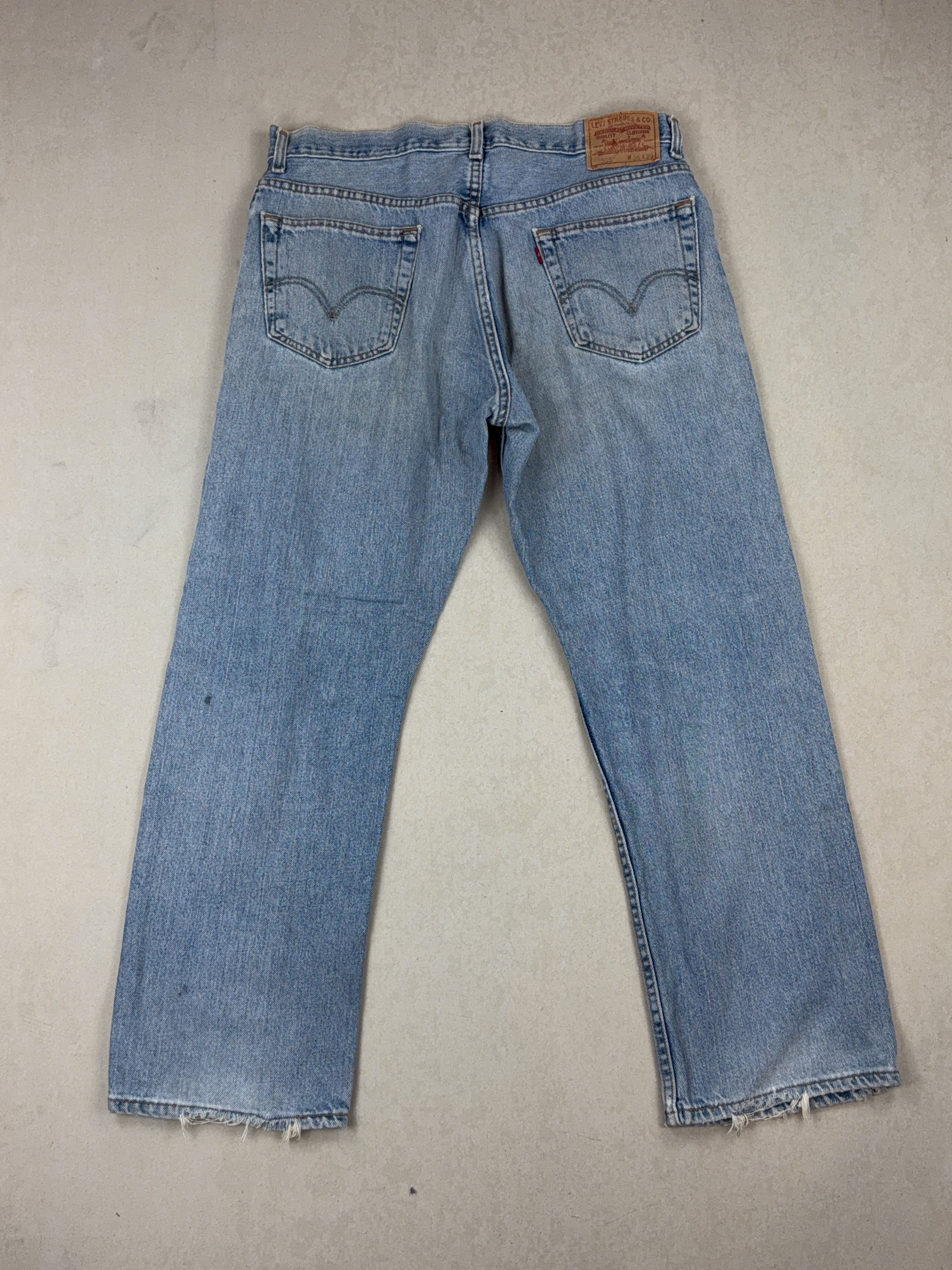 LEVI'S JEANS - X LARGE