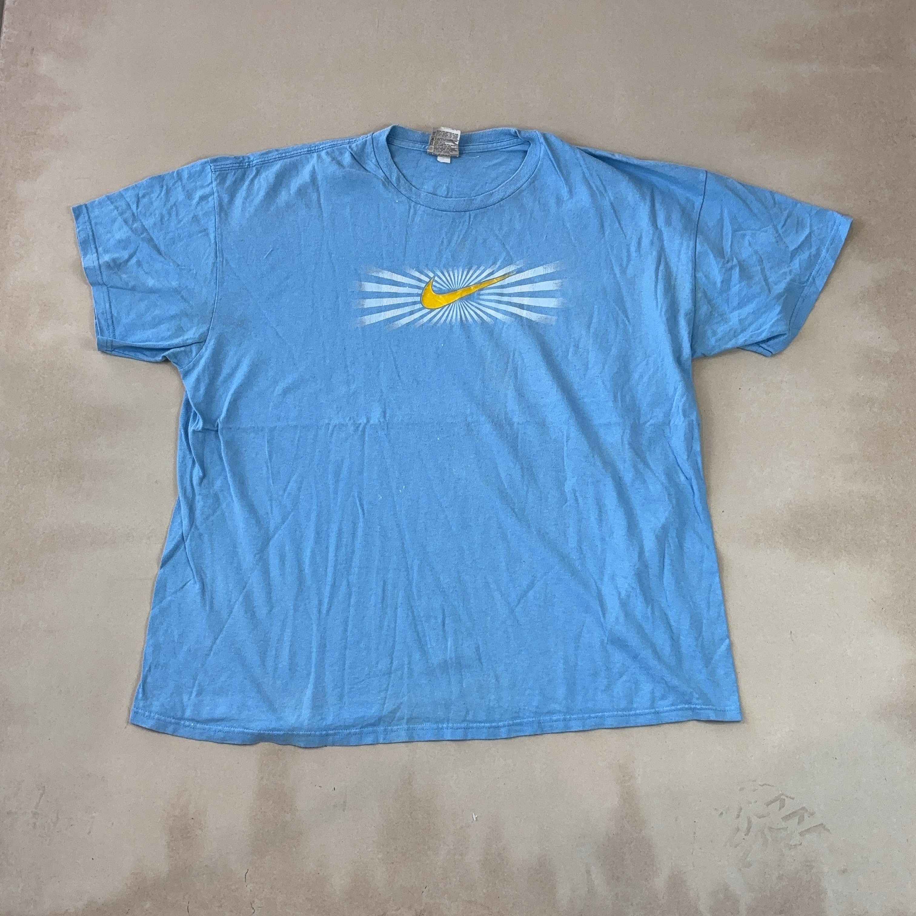 NIKE TEE - 2X LARGE