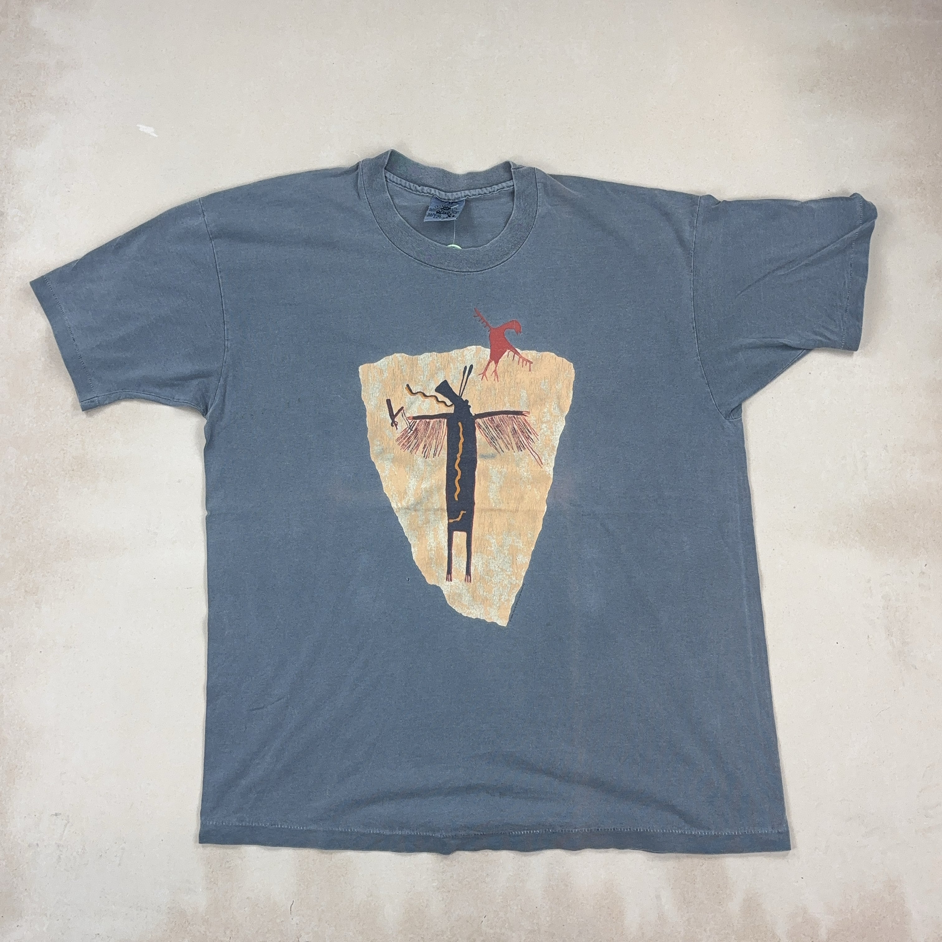 GRAPHIC VINTAGE TEE - X LARGE