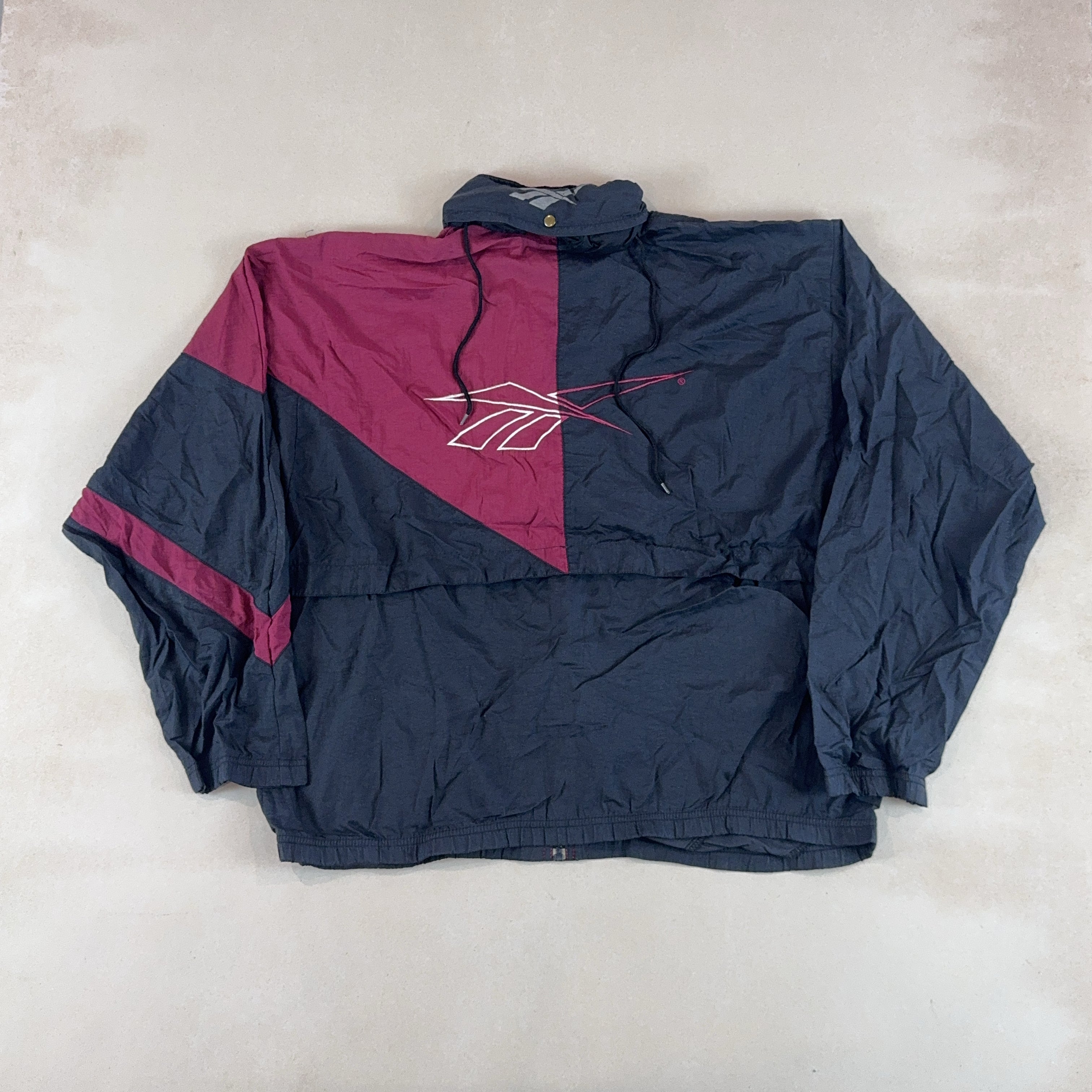 REEBOK WIND BREAKER - LARGE