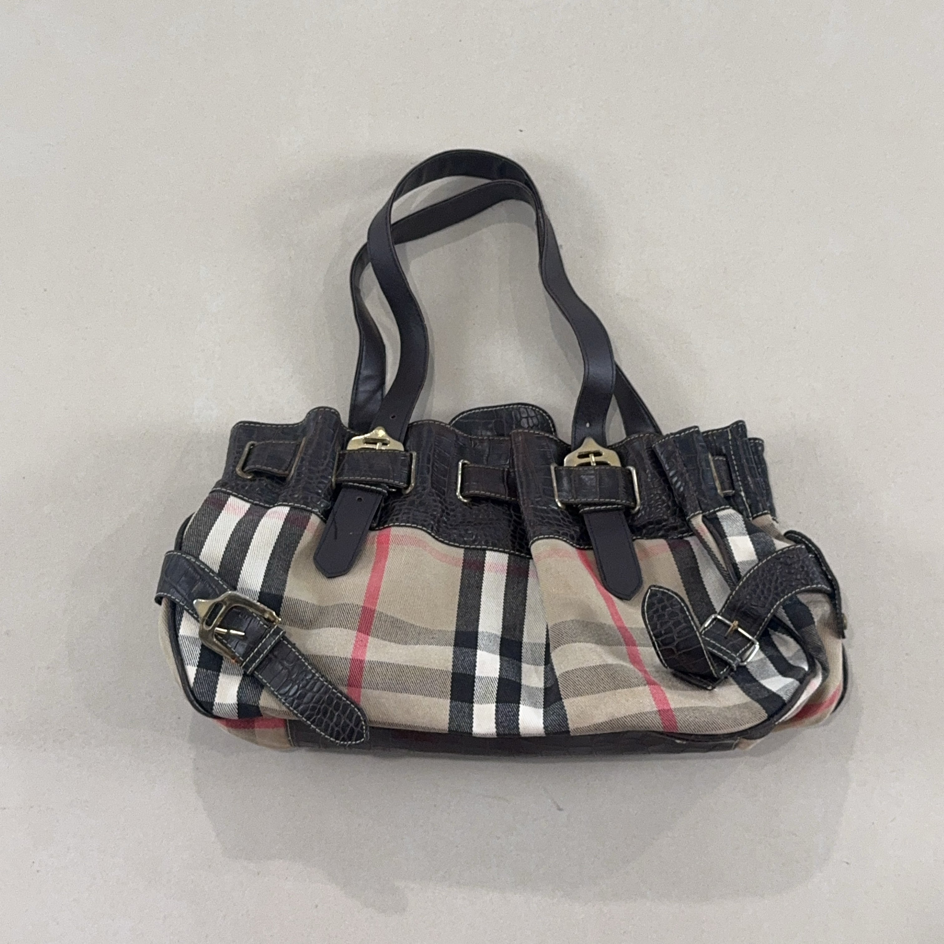 BURBERRY HANDBAG - SMALL