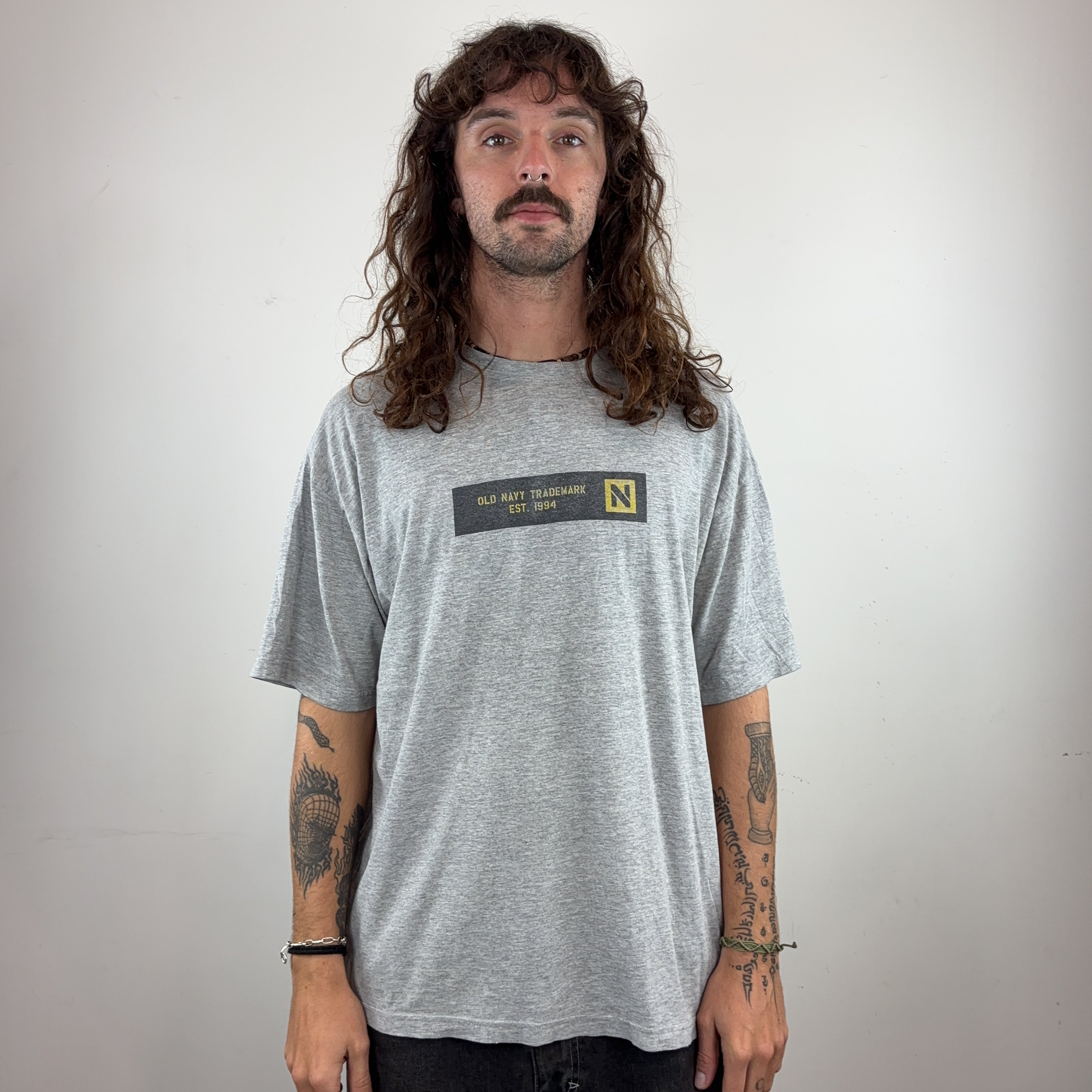 OLD NAVY TEE - LARGE