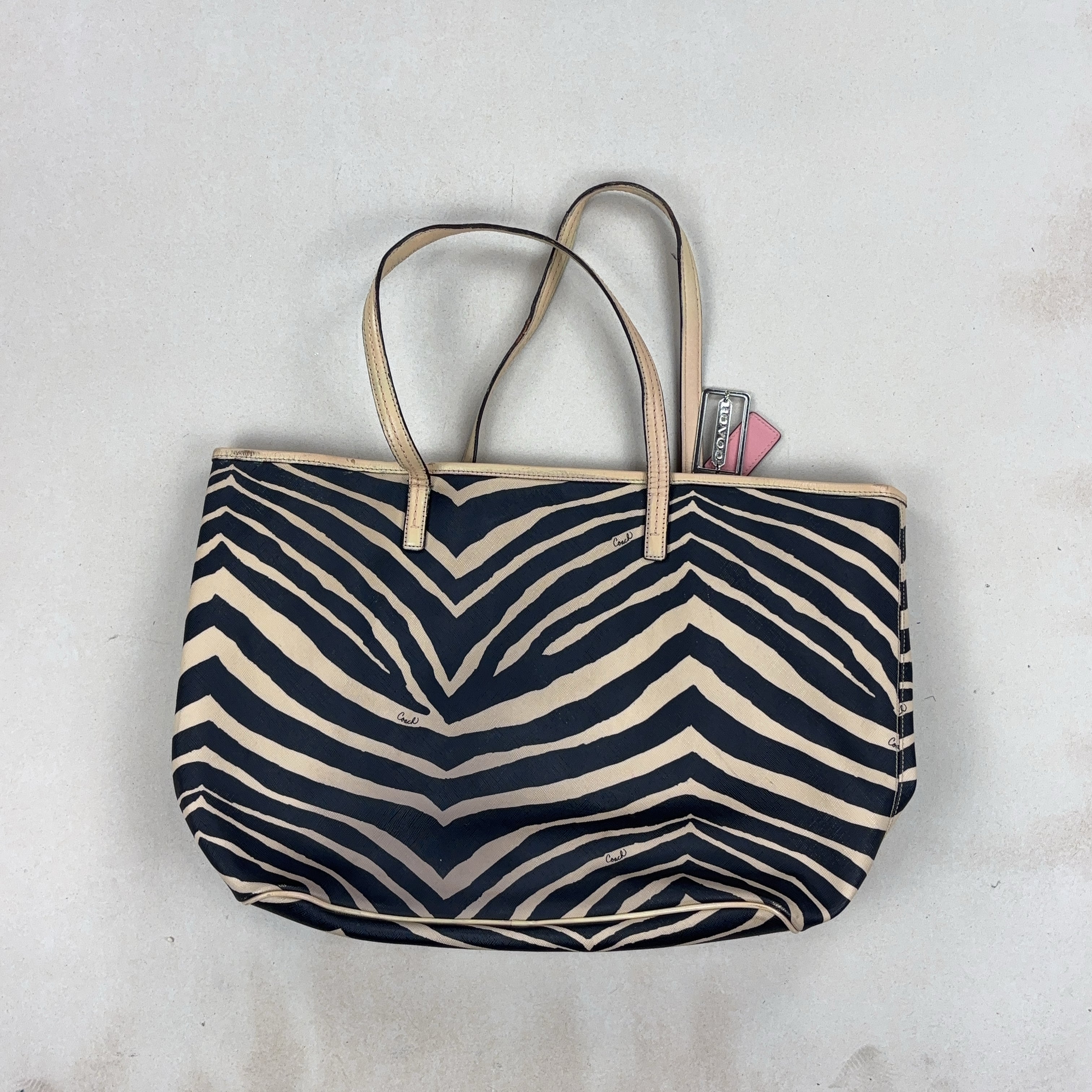 COACH HANDBAG - LARGE