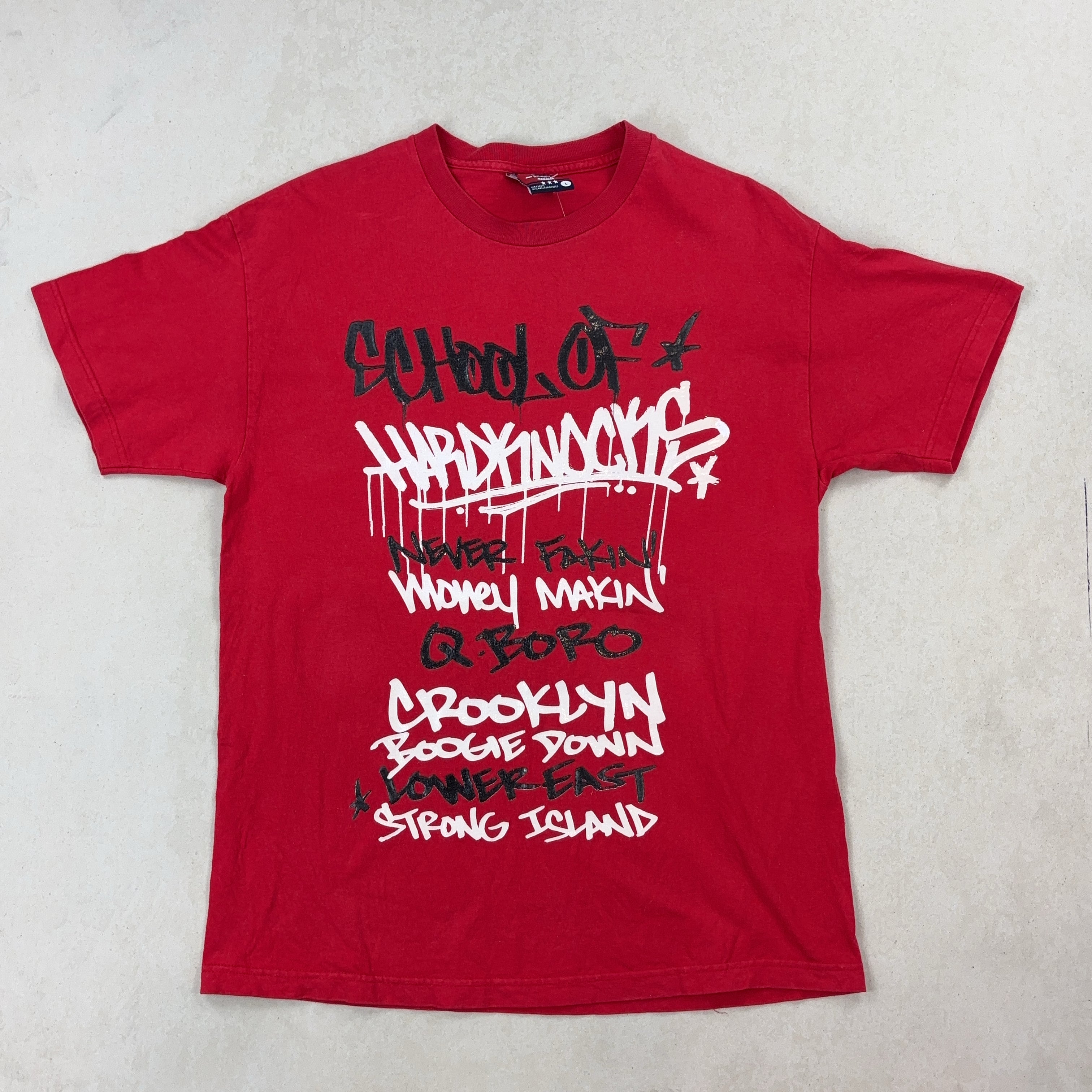 SCHOOL OF HARDKNOCKS TEE - MEDIUM