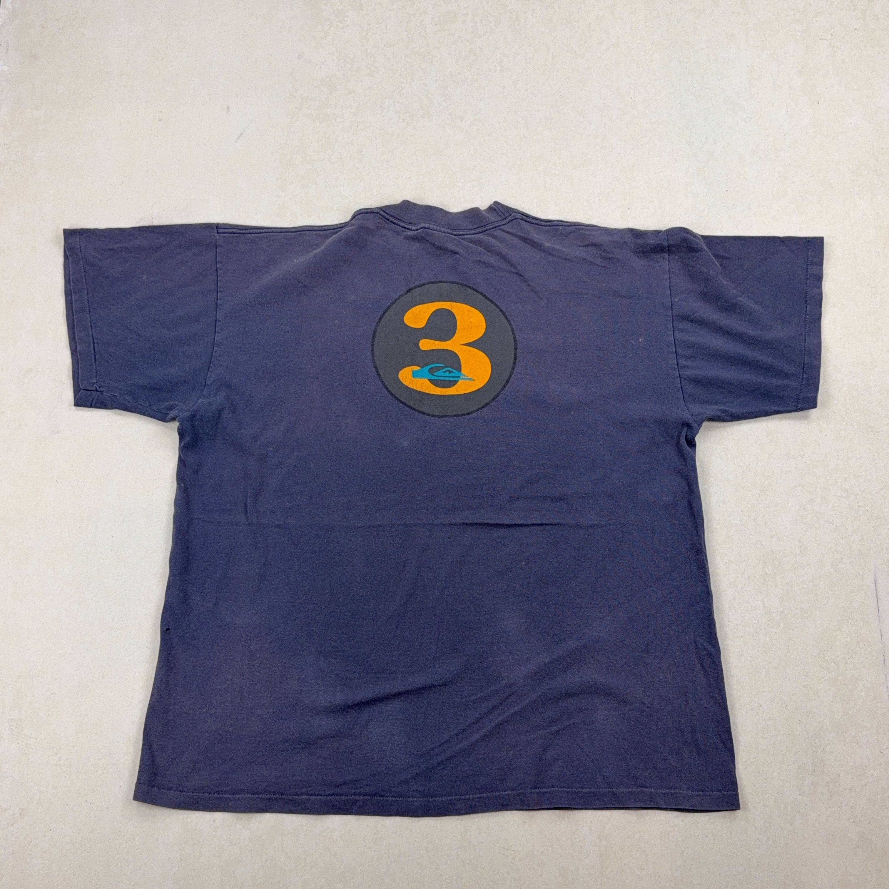 QUIKSILVER TEE - X LARGE