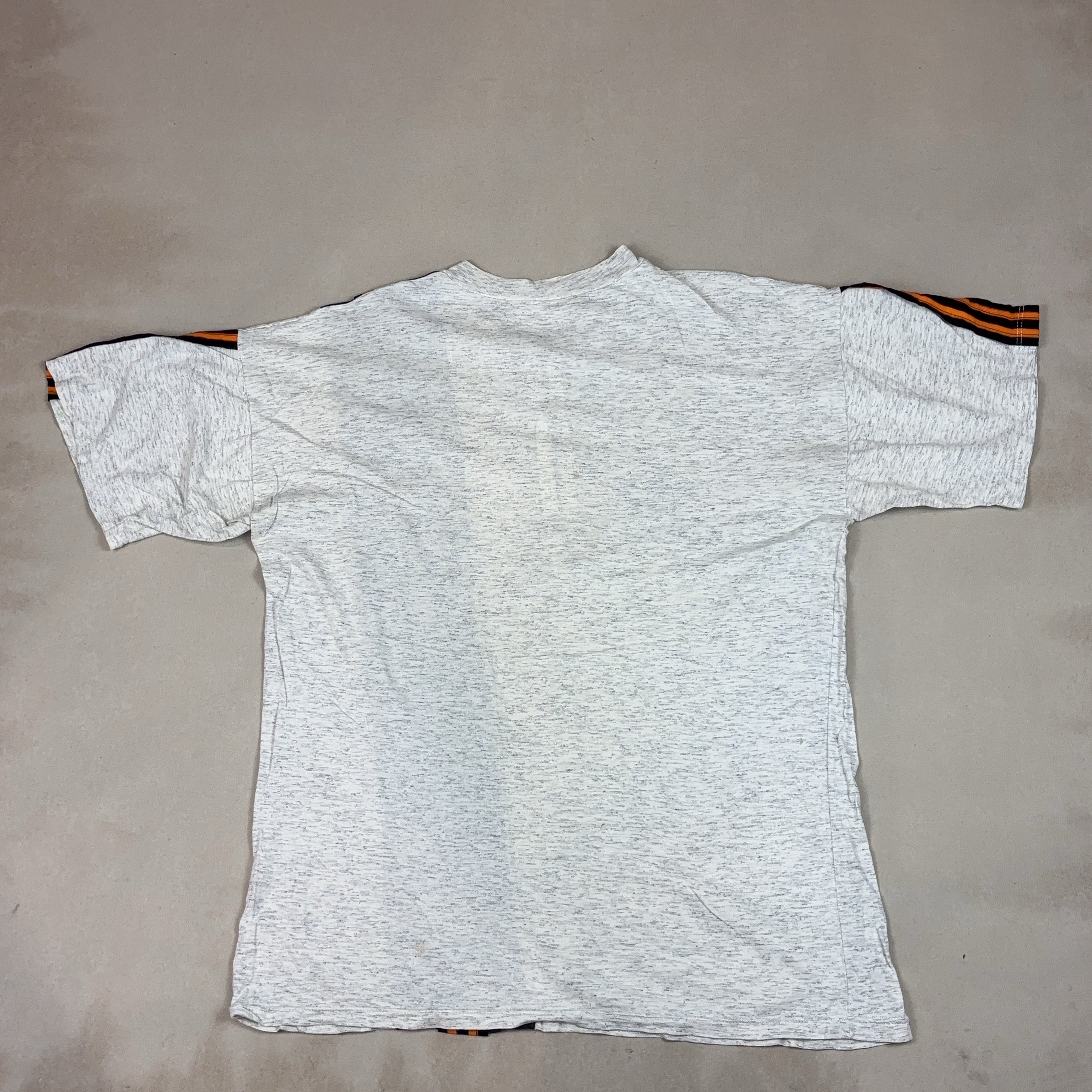 ADIDAS TEE - LARGE