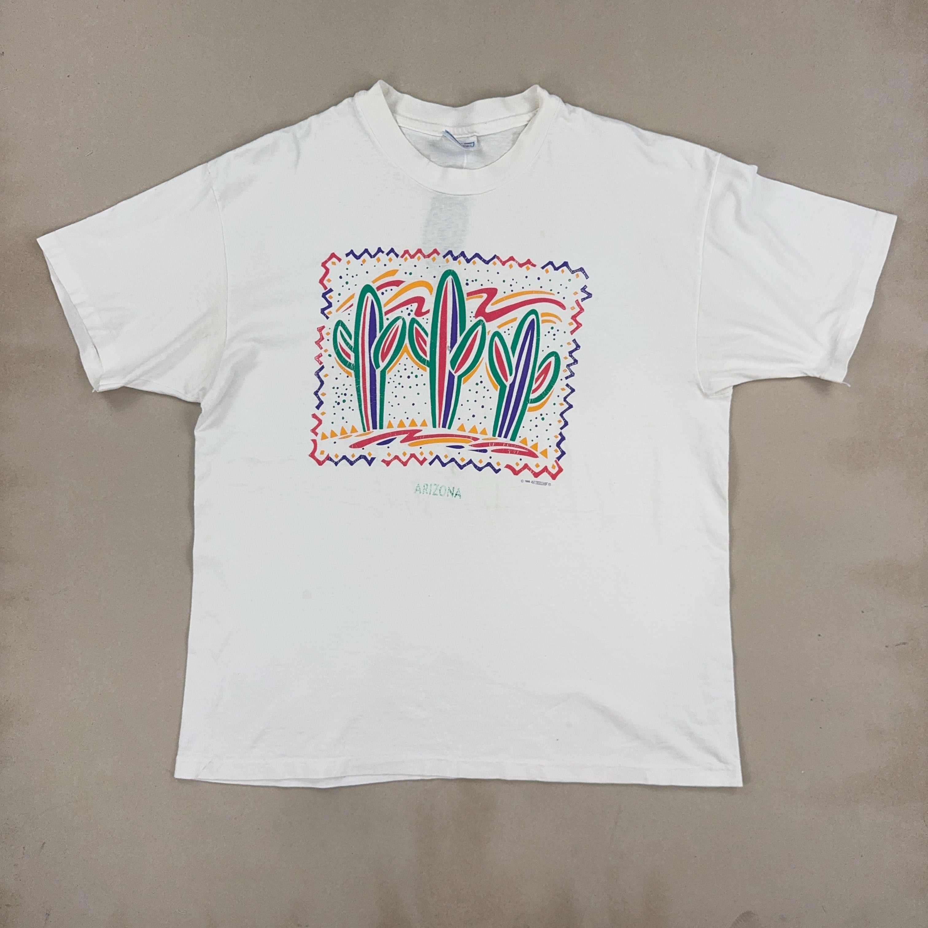 GRAPHIC TEE - X LARGE
