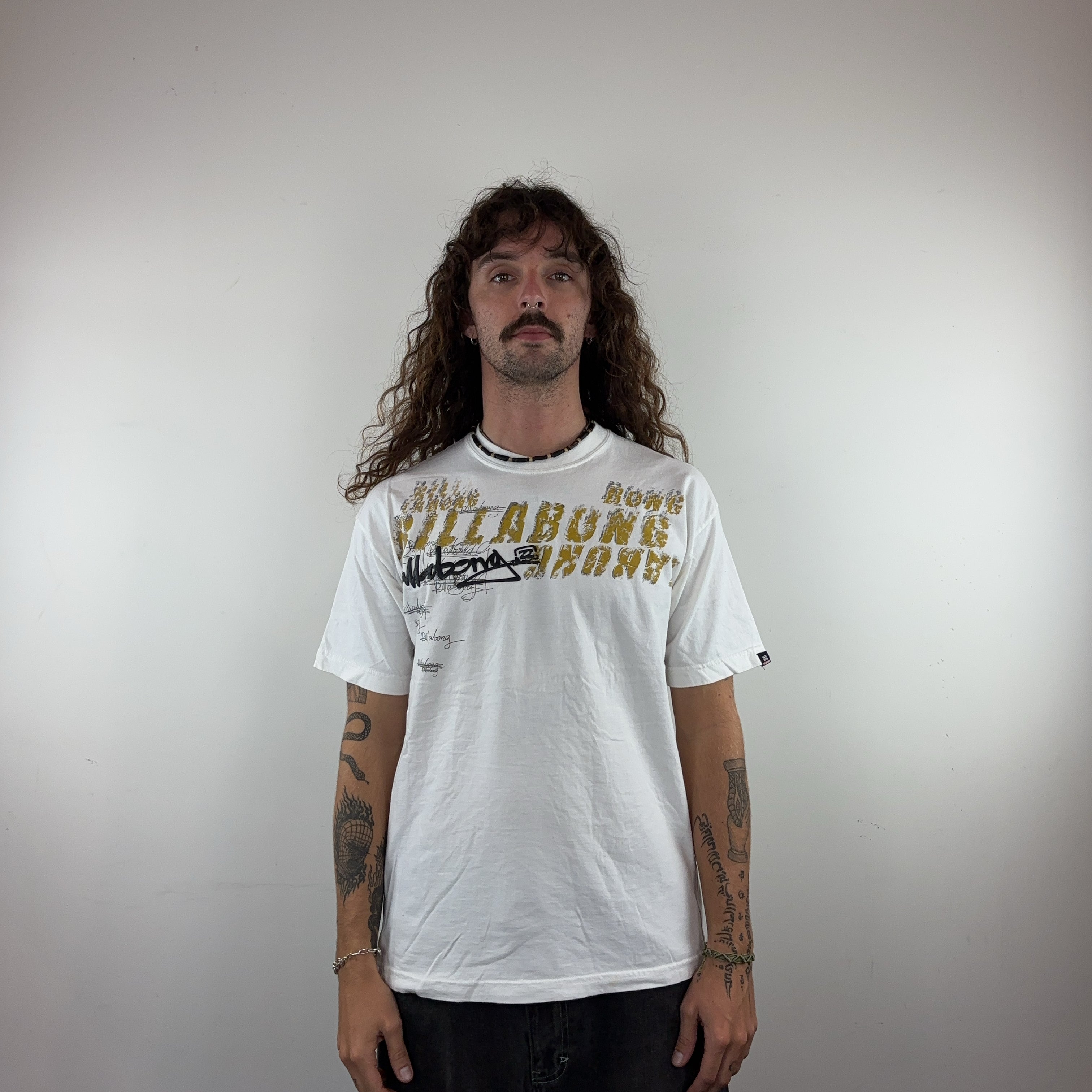 BILLABONG TEE - MEDIUM